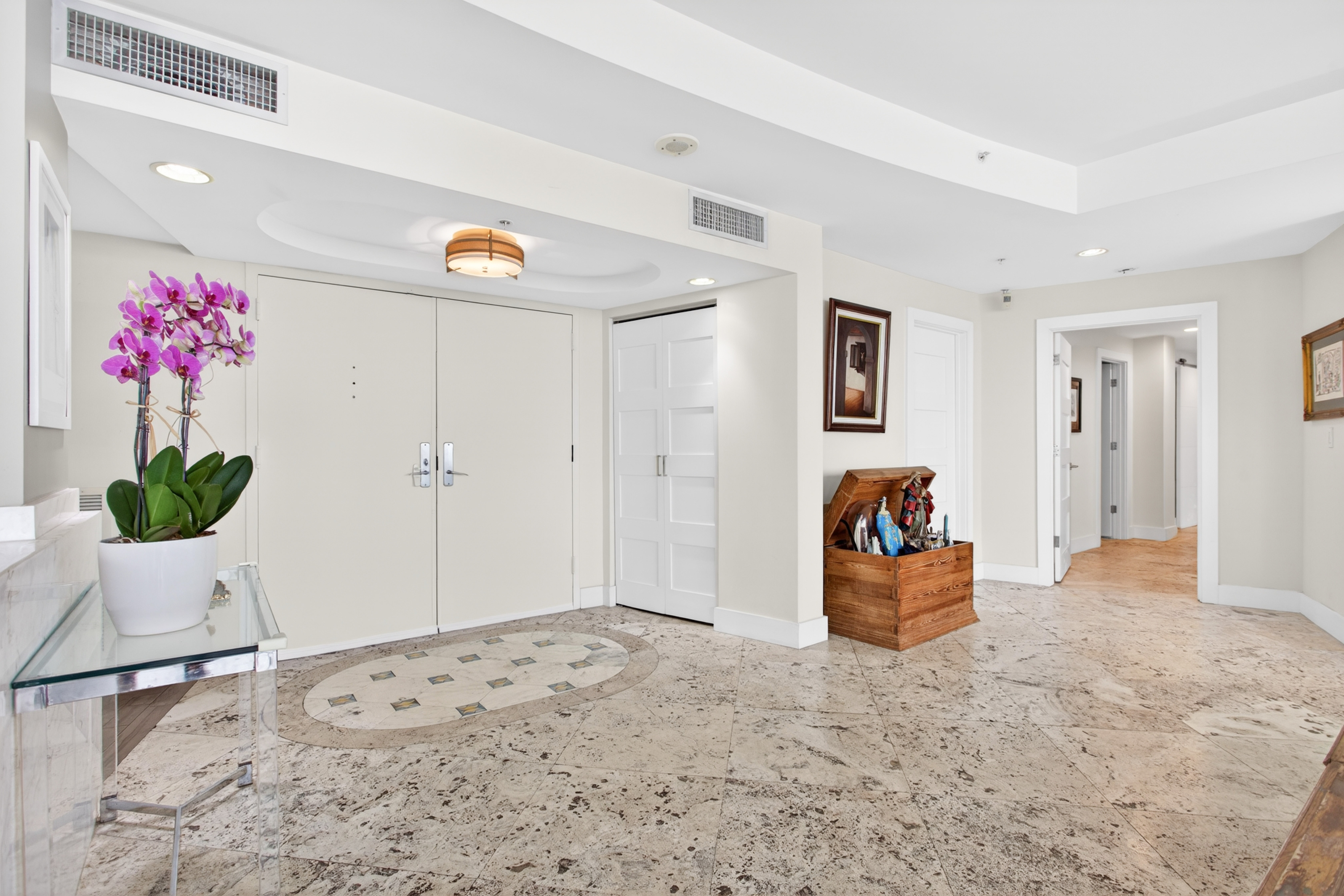 1900 Sunset Harbour Drive Miami Beach FL 33139