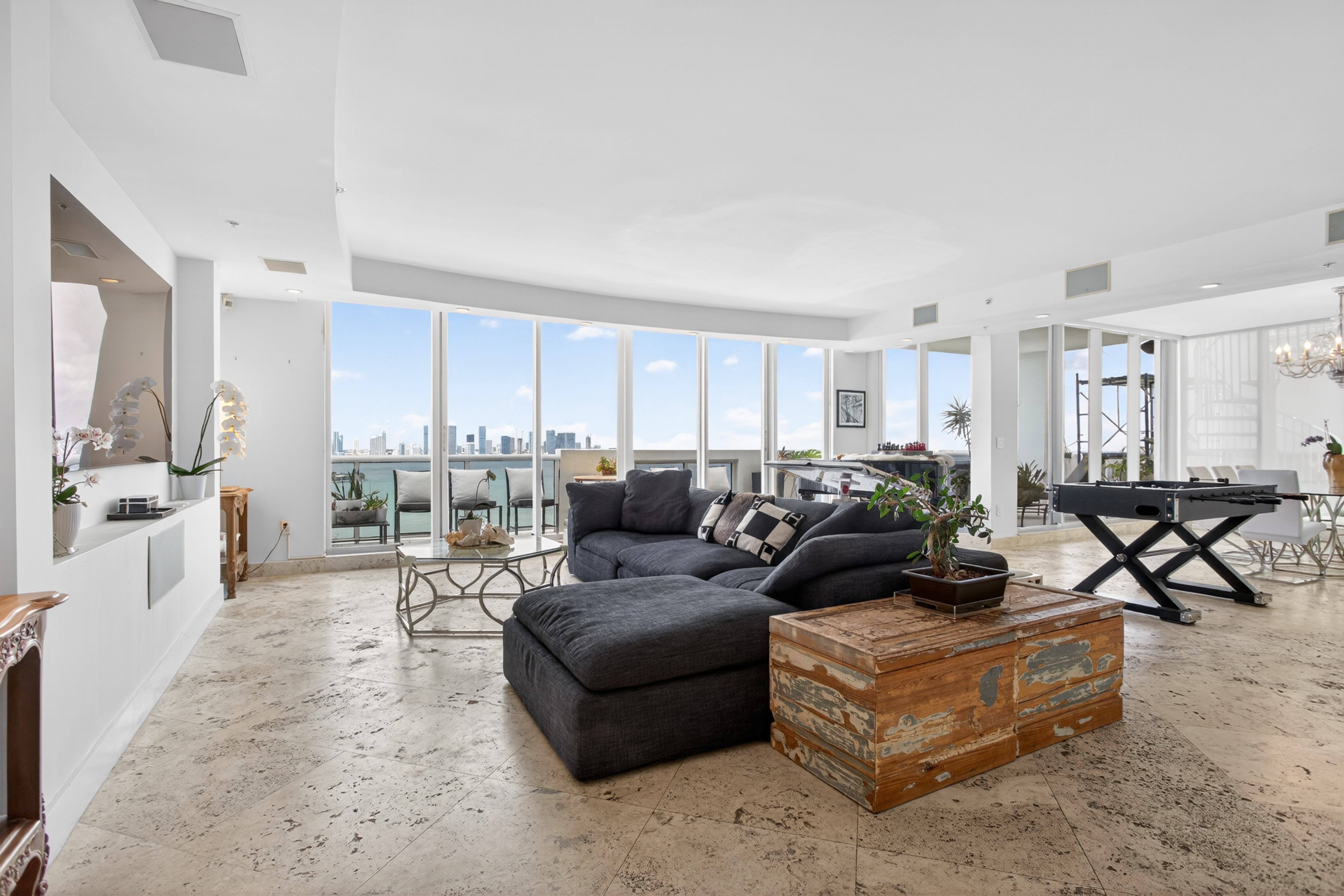 1900 Sunset Harbour Drive Miami Beach FL 33139
