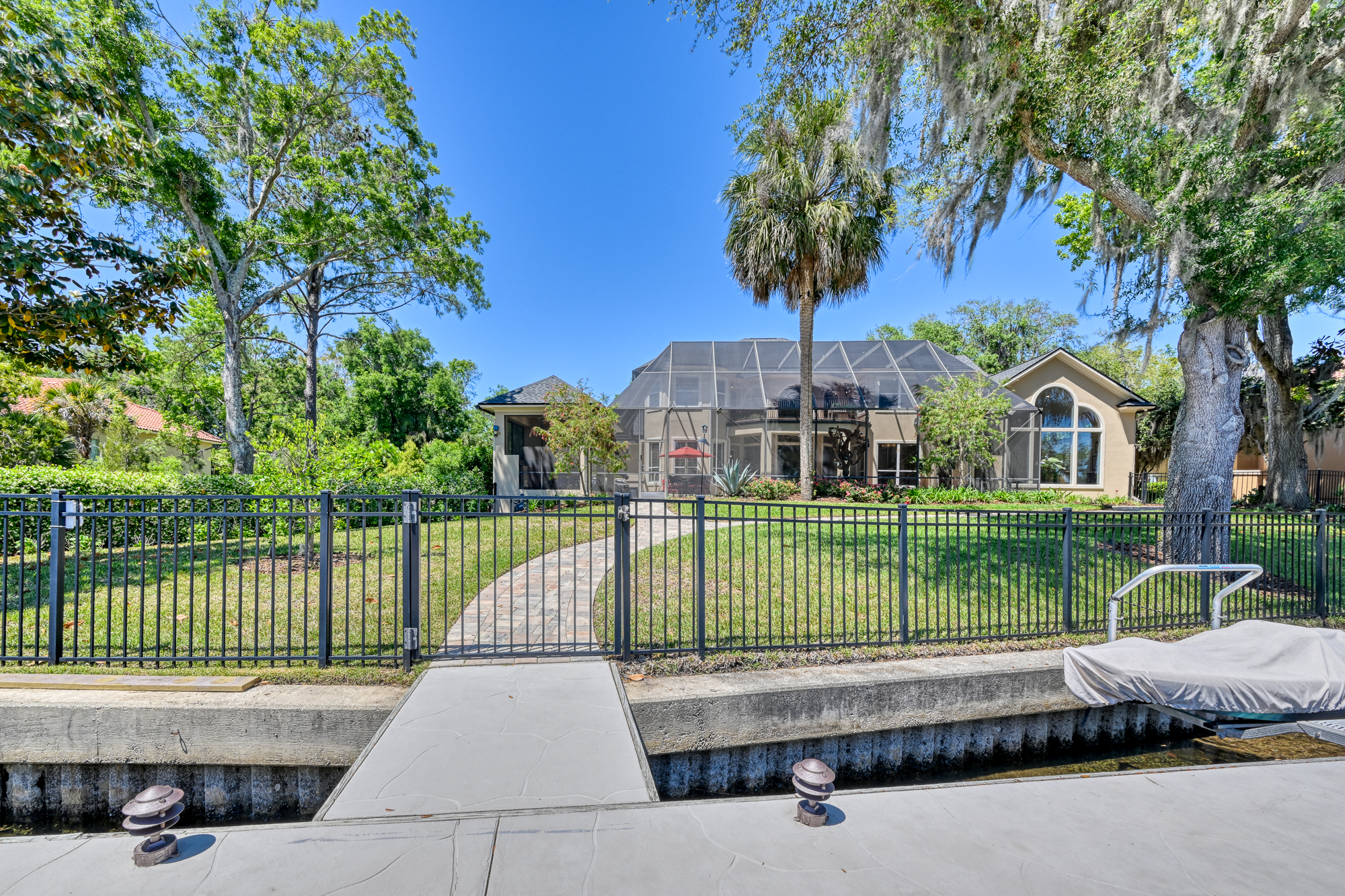 13656 Charter Court Jacksonville FL 32225