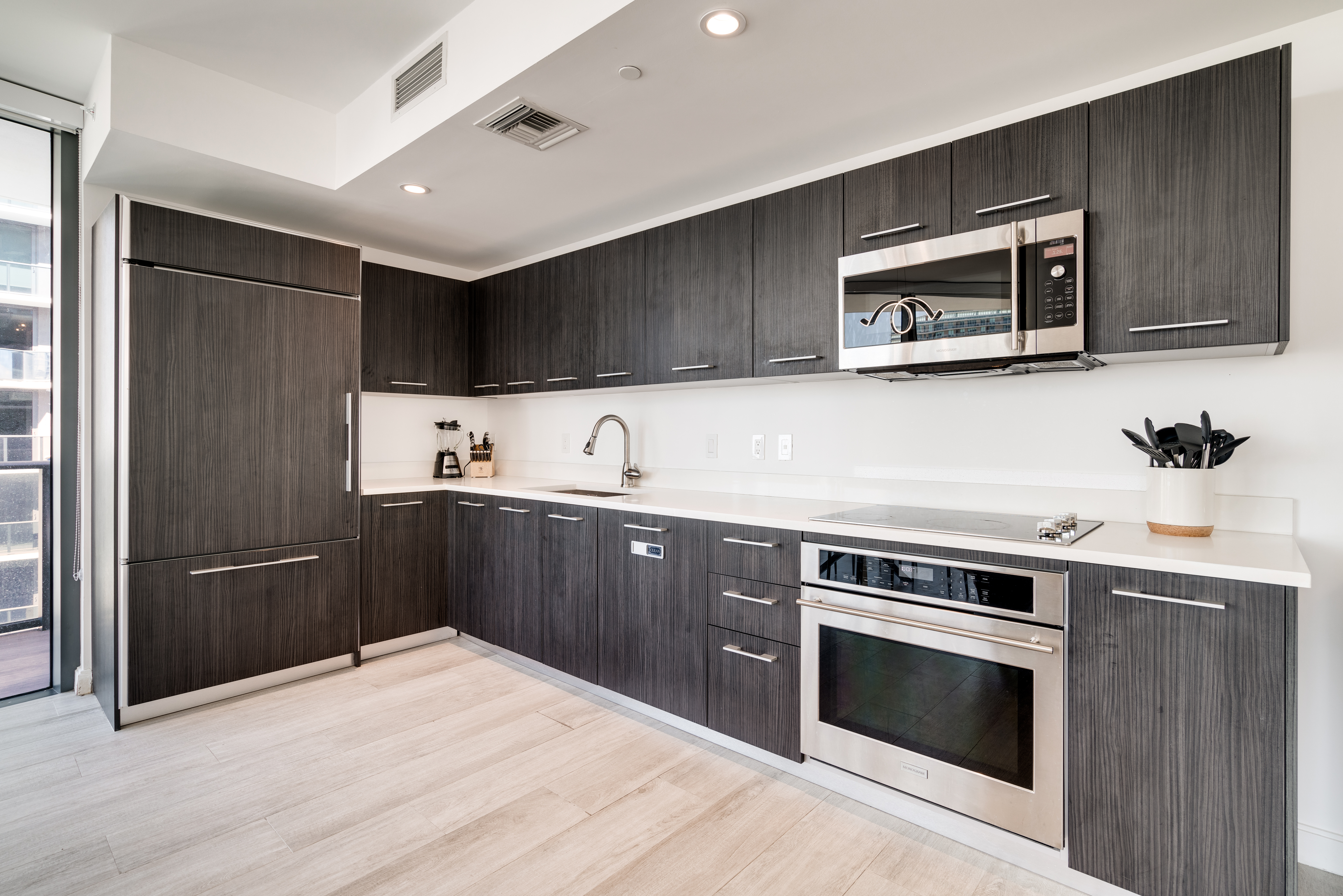 45 SW 9th Street Miami FL 33130
