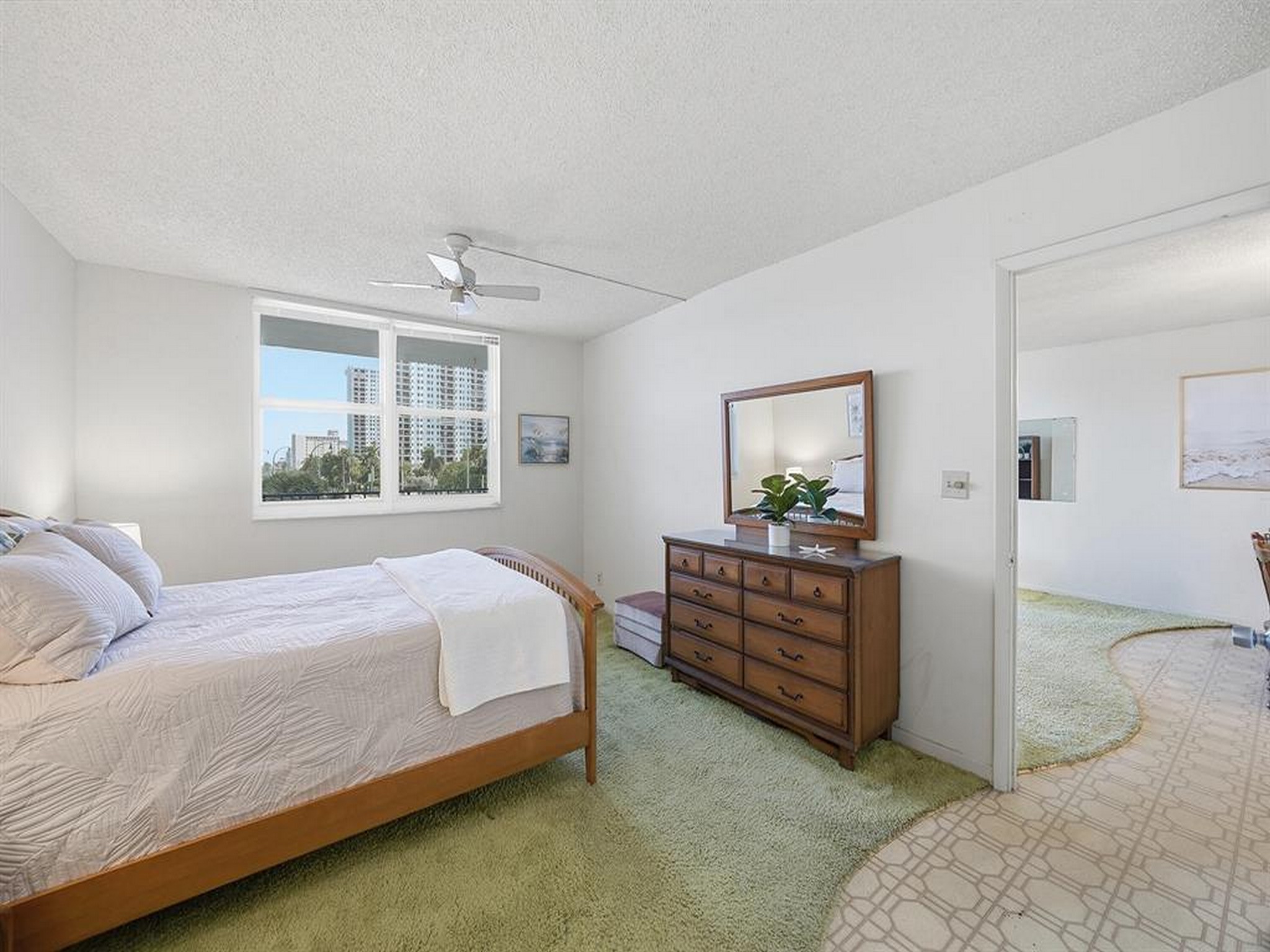 1400 S Ocean Drive Hollywood FL 33019