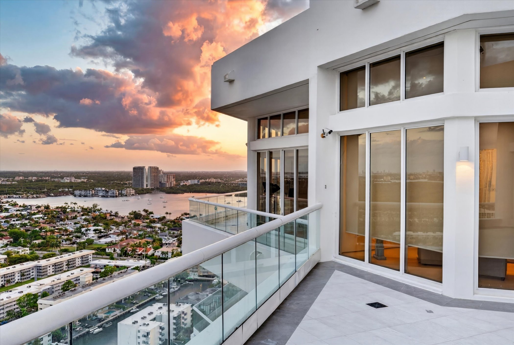 2600 Island Boulevard Aventura FL 33160