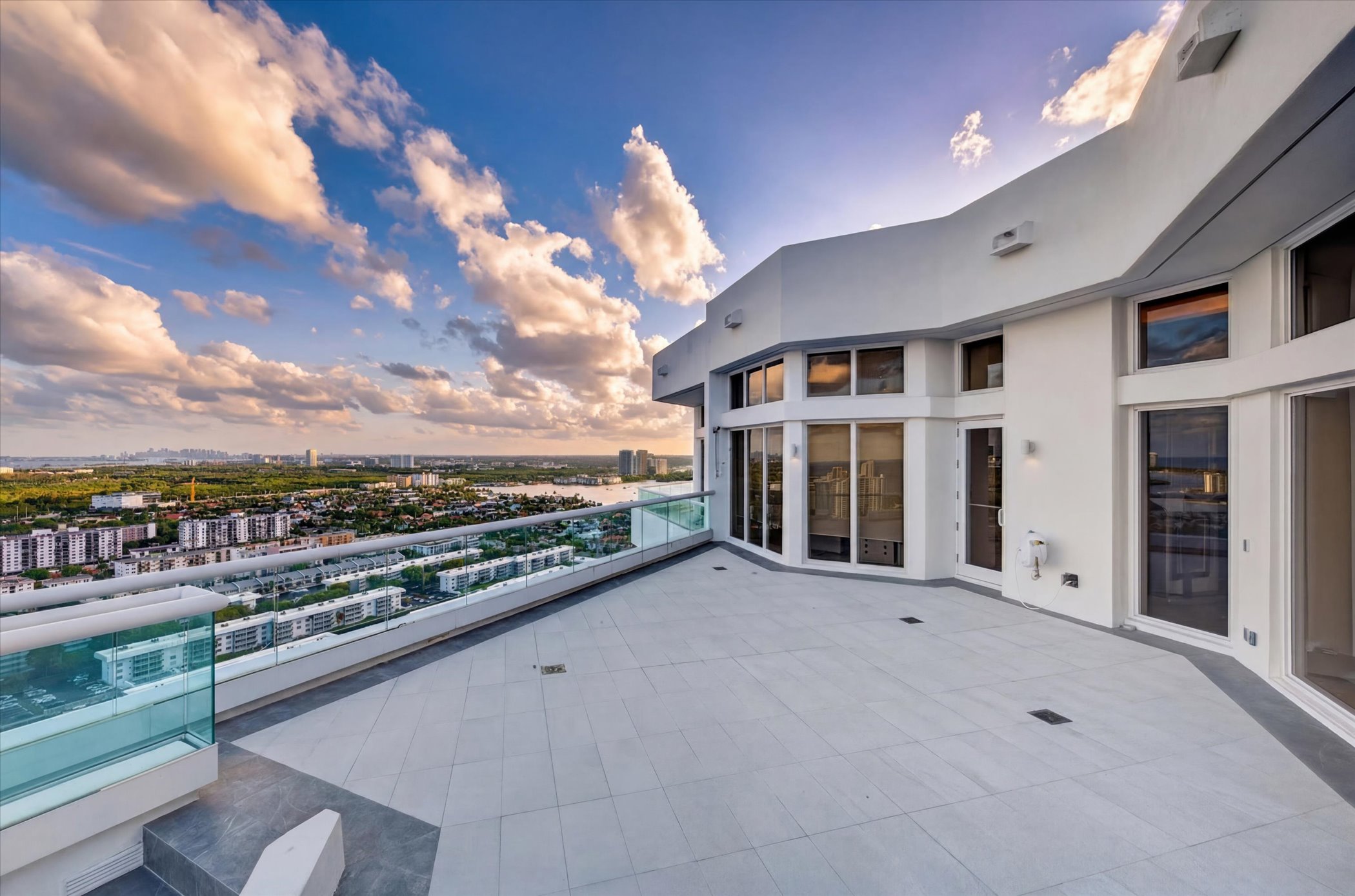 2600 Island Boulevard Aventura FL 33160