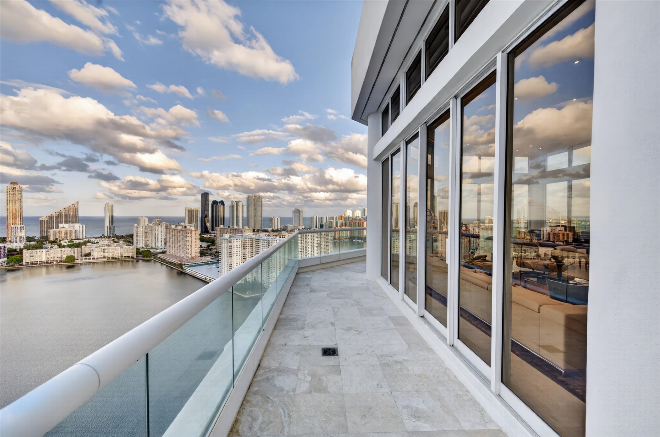2600 Island Boulevard Aventura FL 33160
