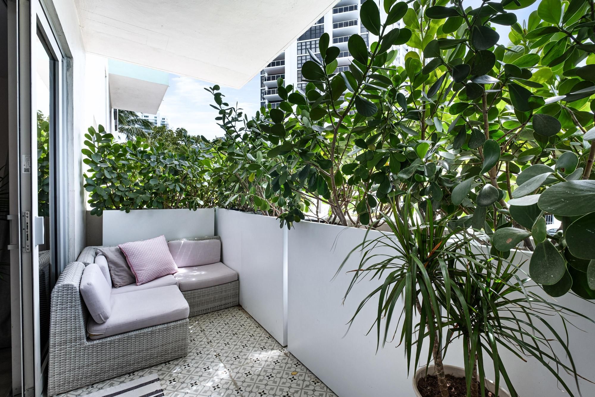 5 Island Avenue Miami Beach FL 33139