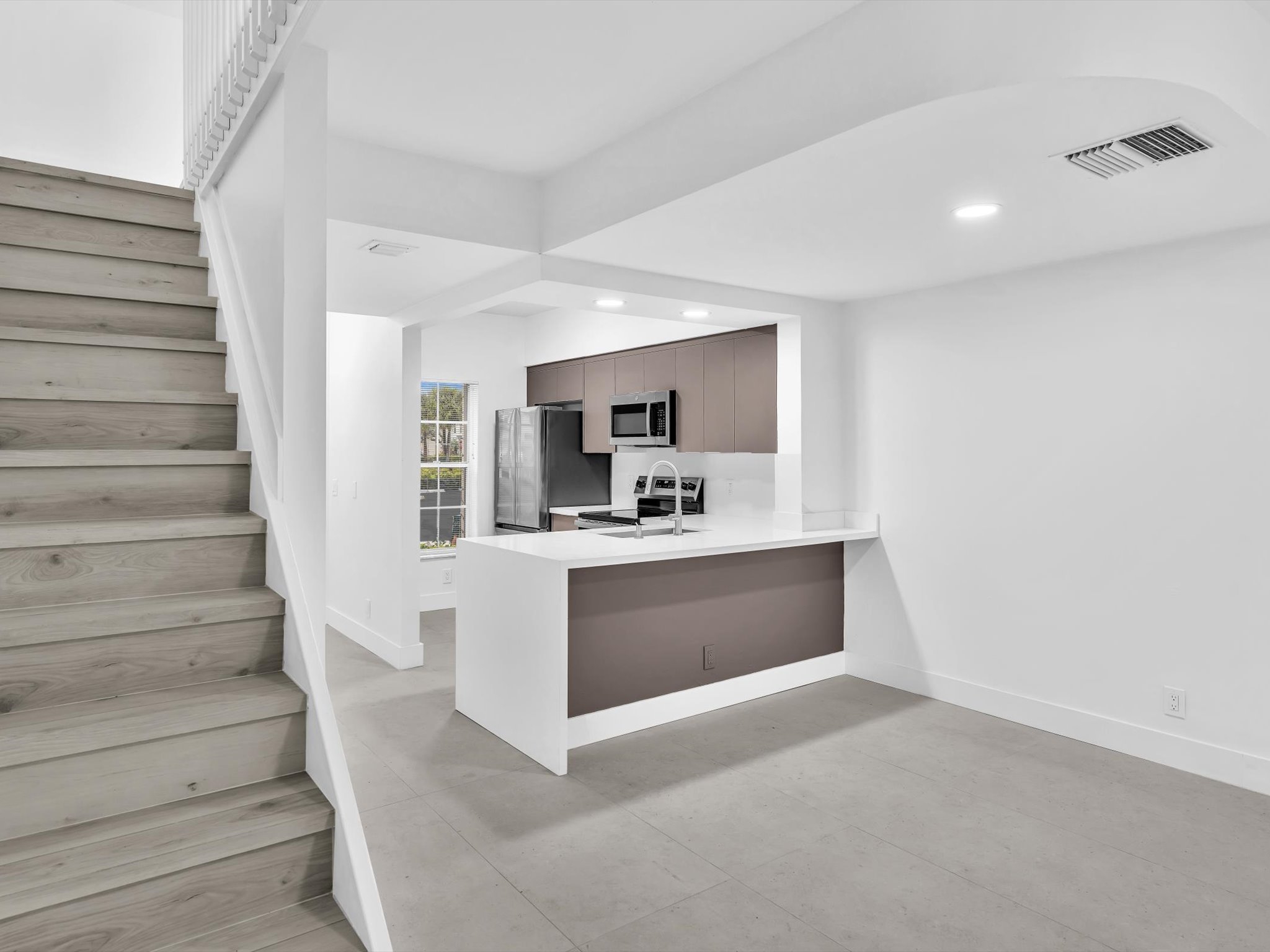 8 Key West Court Weston FL 33326