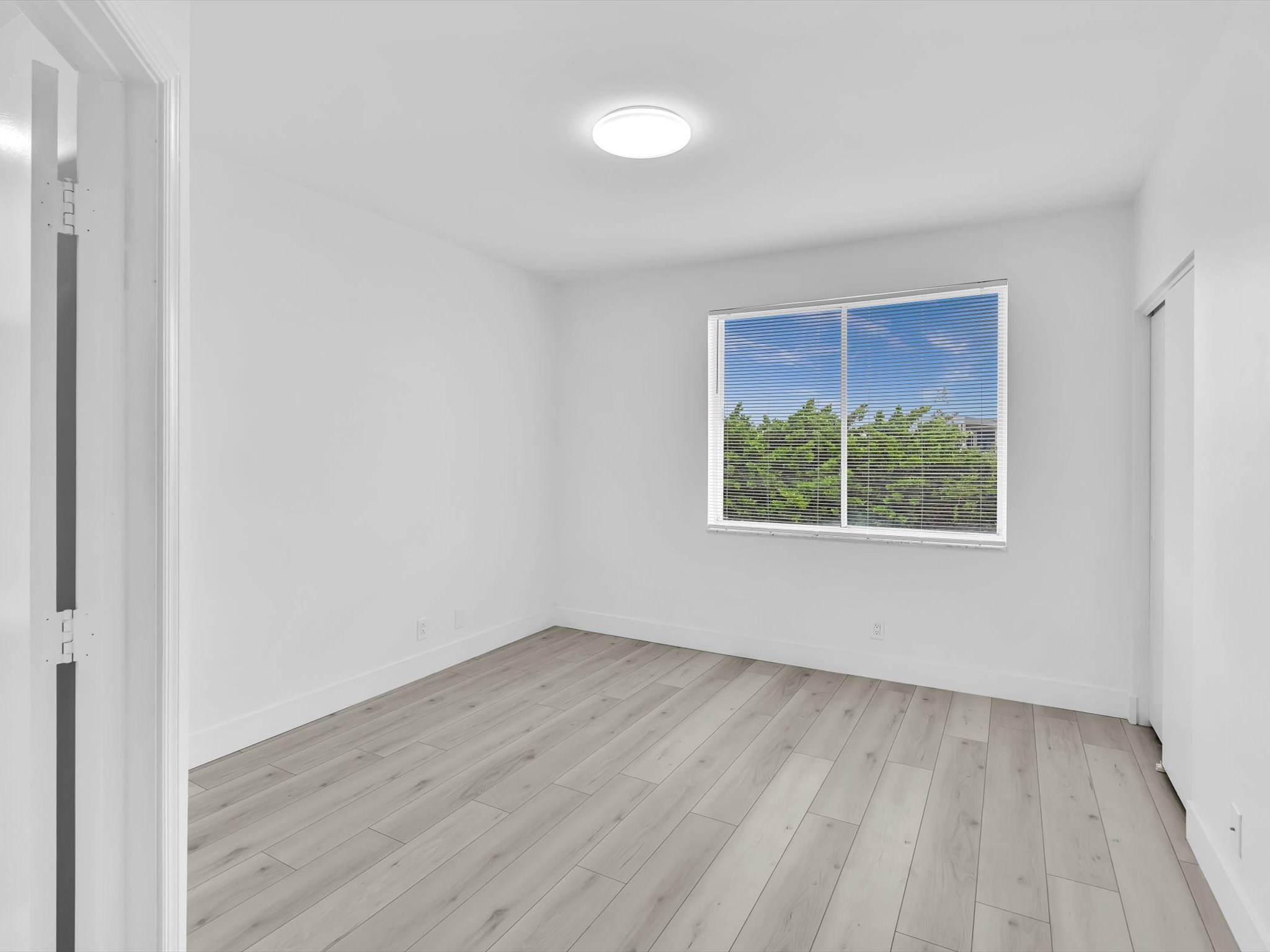 8 Key West Court Weston FL 33326