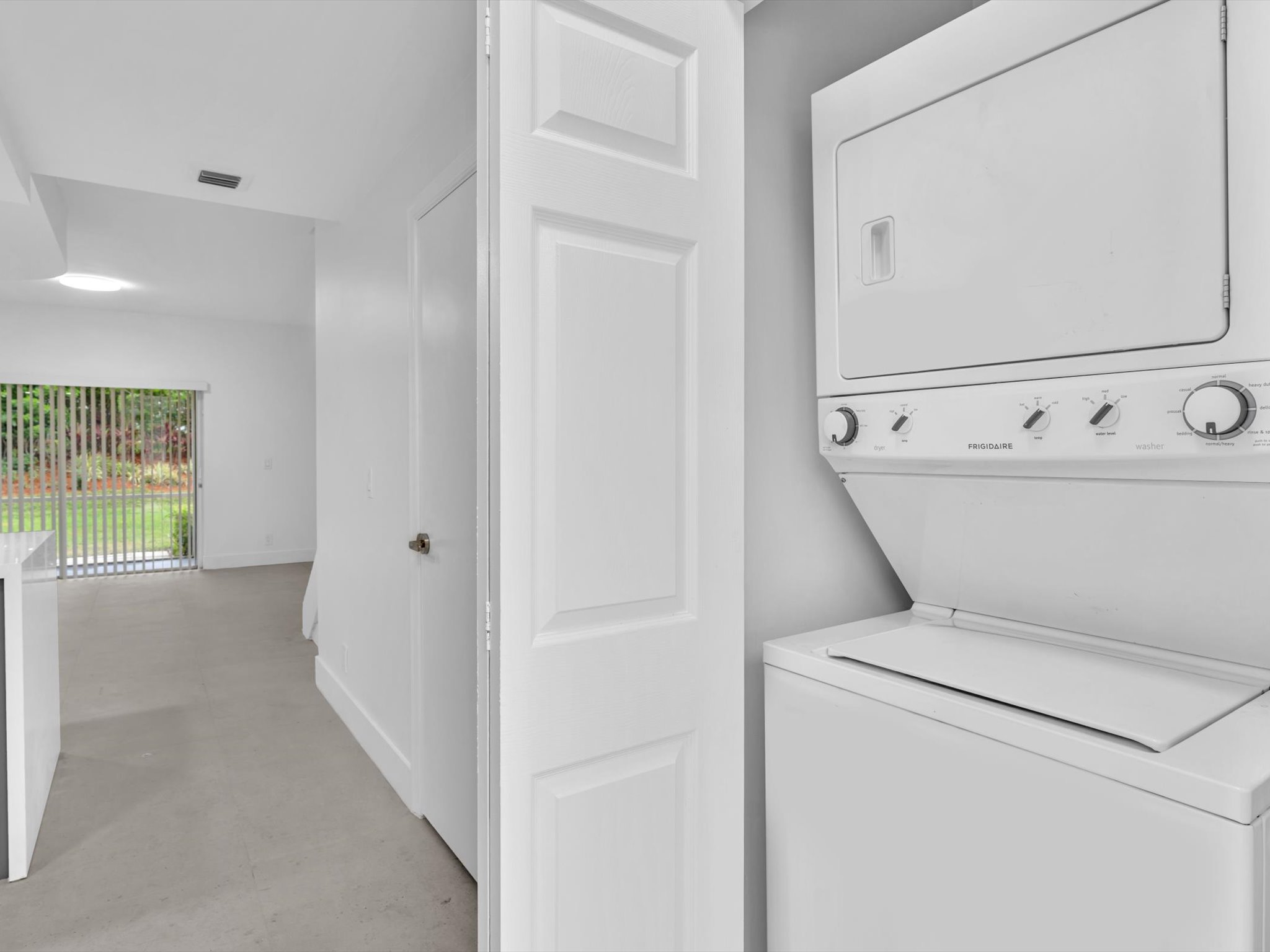 8 Key West Court Weston FL 33326