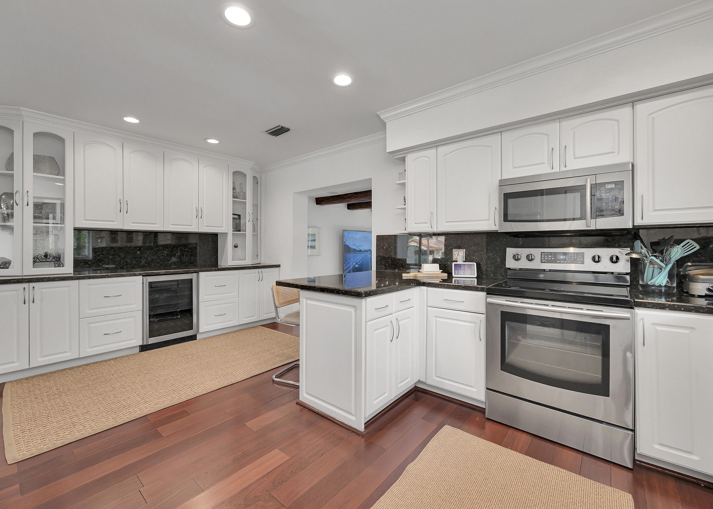6134 SW 28th Street Miami FL 33155