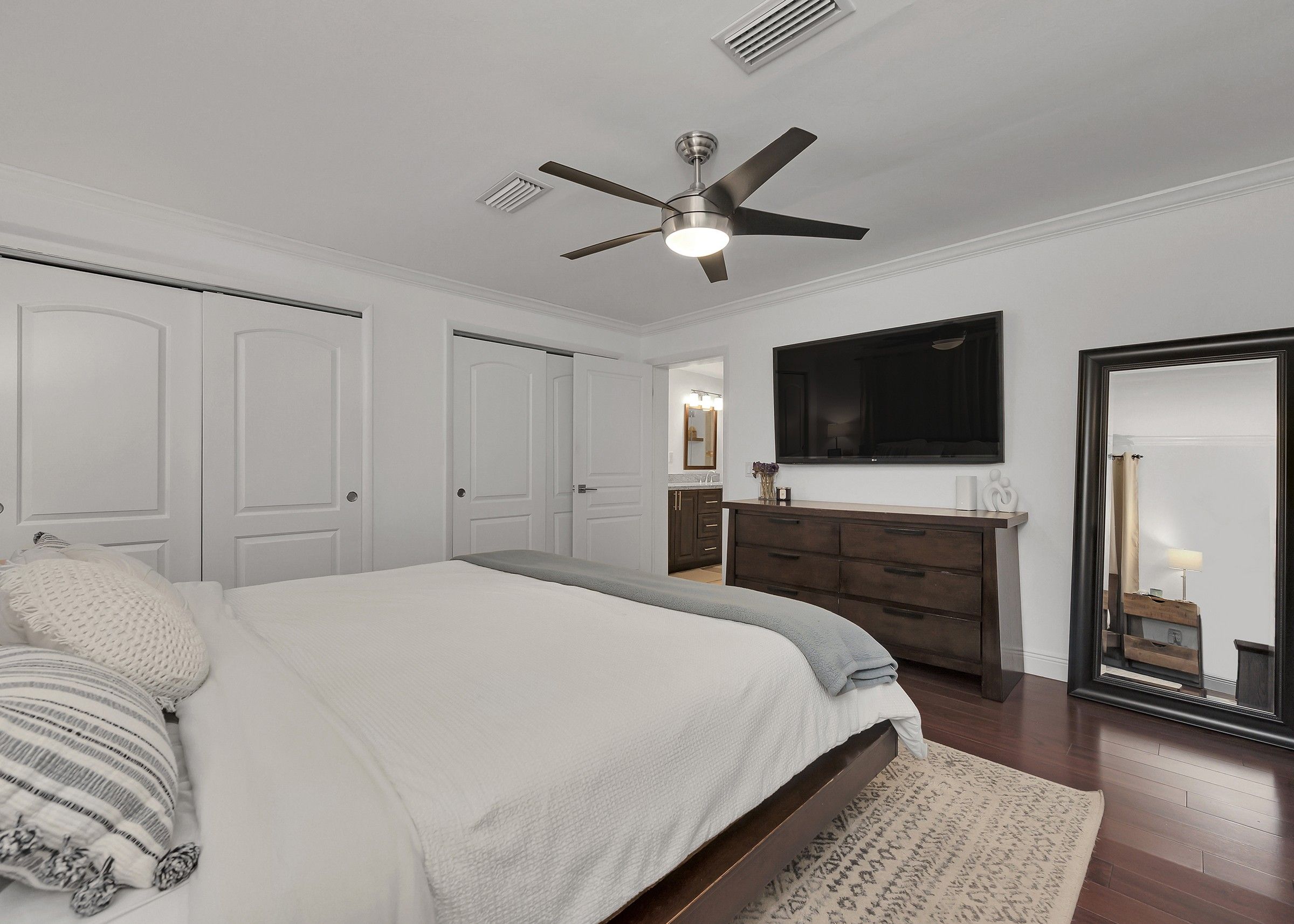 6134 SW 28th Street Miami FL 33155