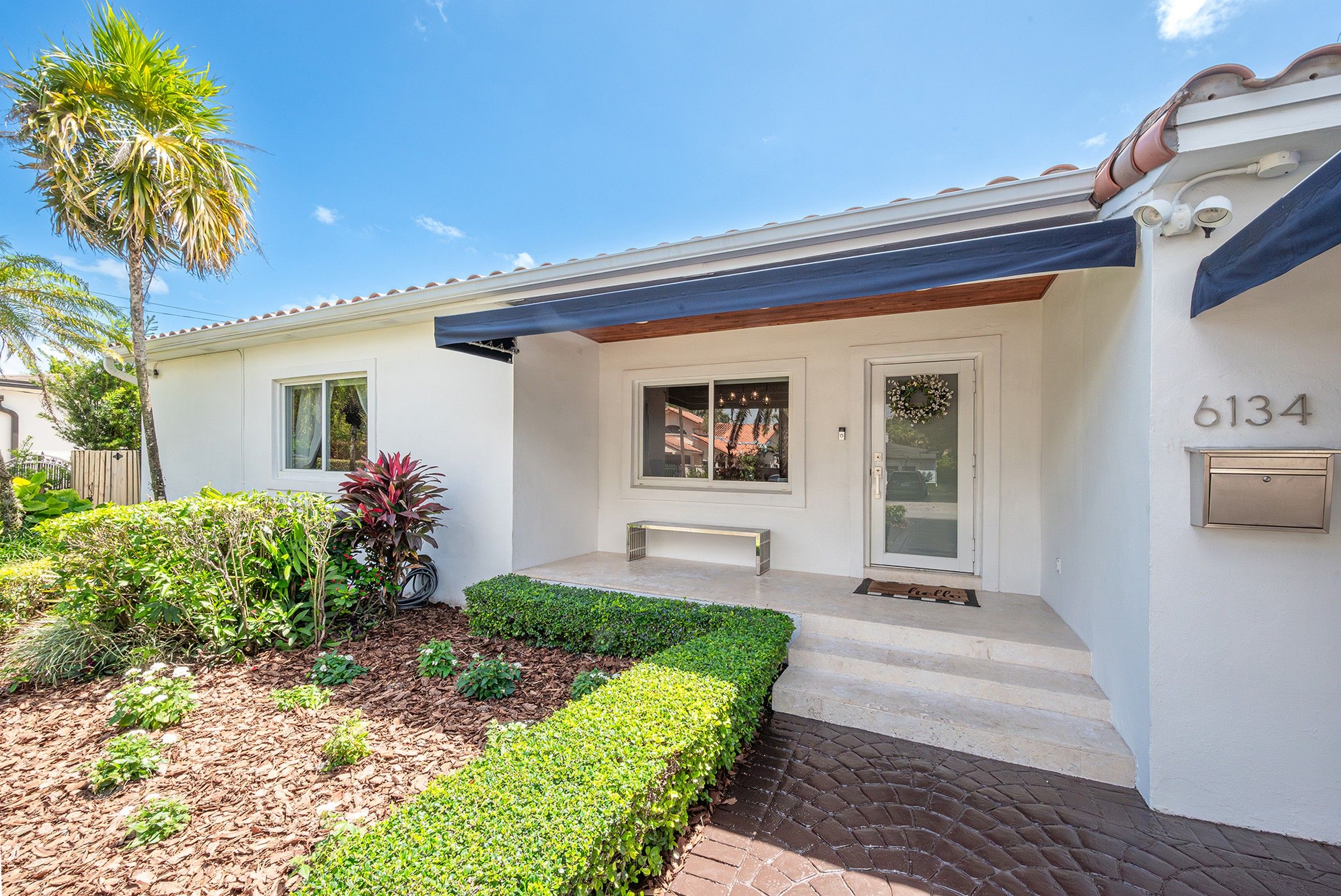 6134 SW 28th Street Miami FL 33155