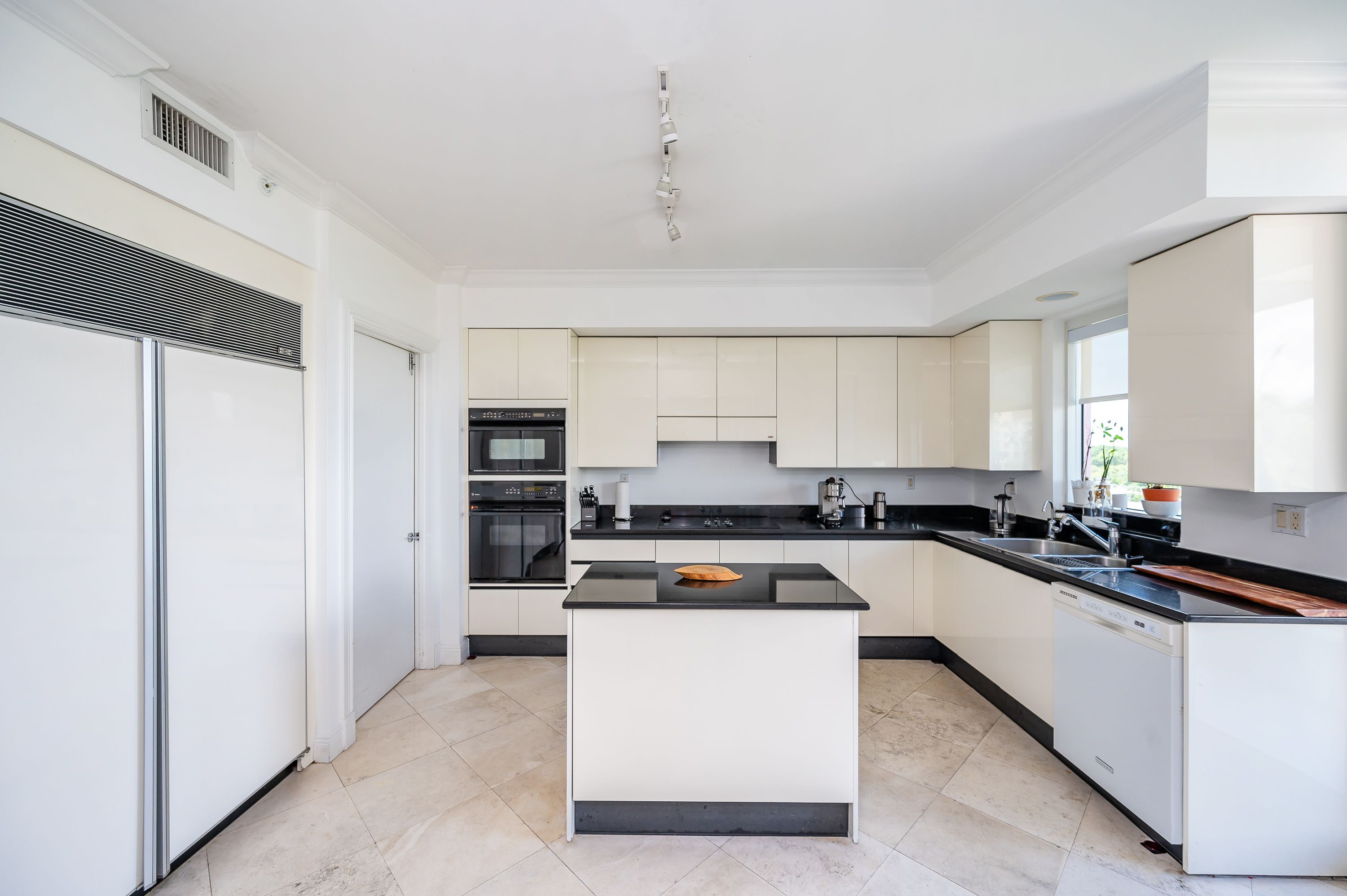 789 Crandon Boulevard Key Biscayne FL 33149