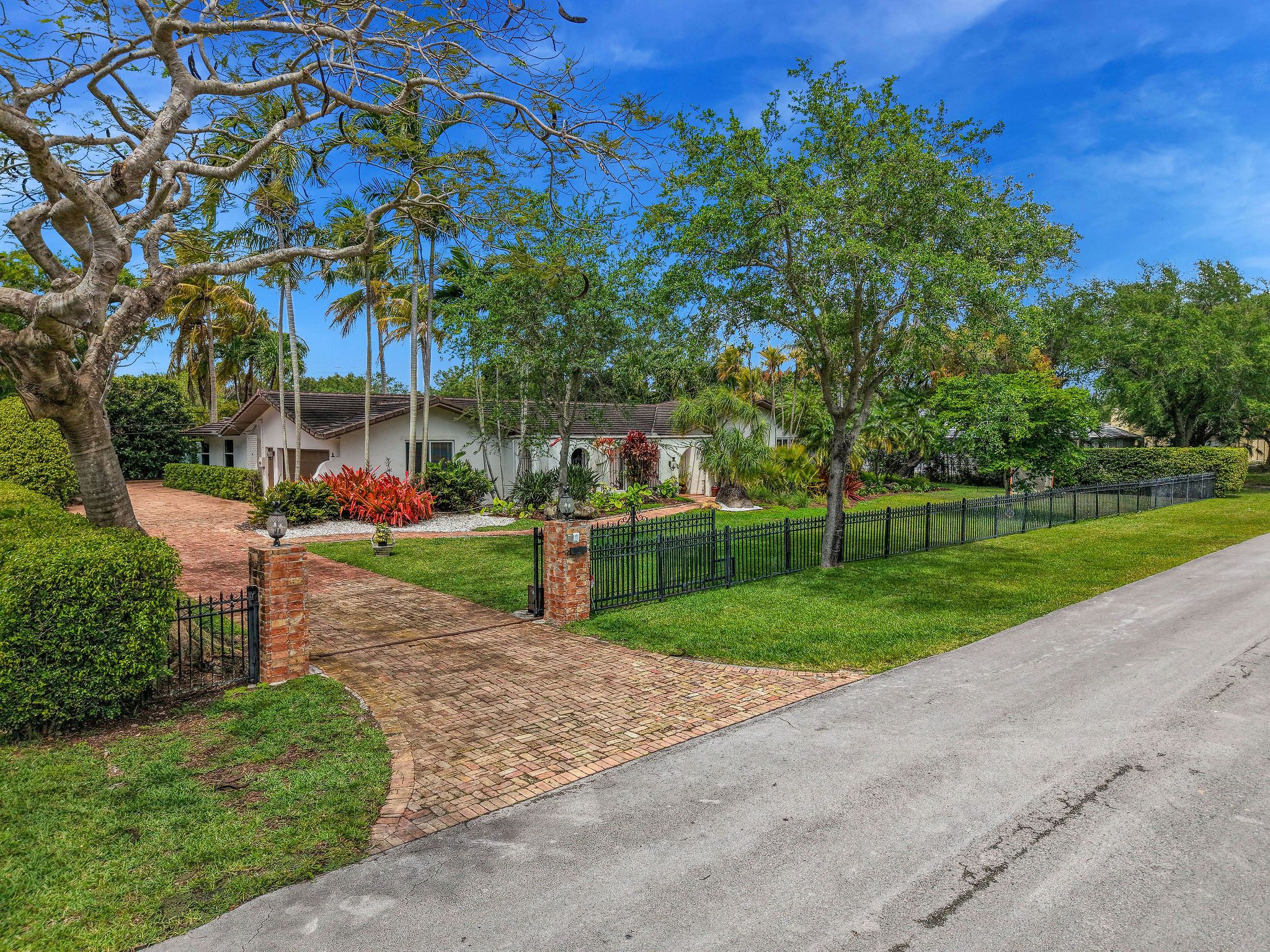 15280 SW 72nd Avenue Palmetto Bay FL 33157