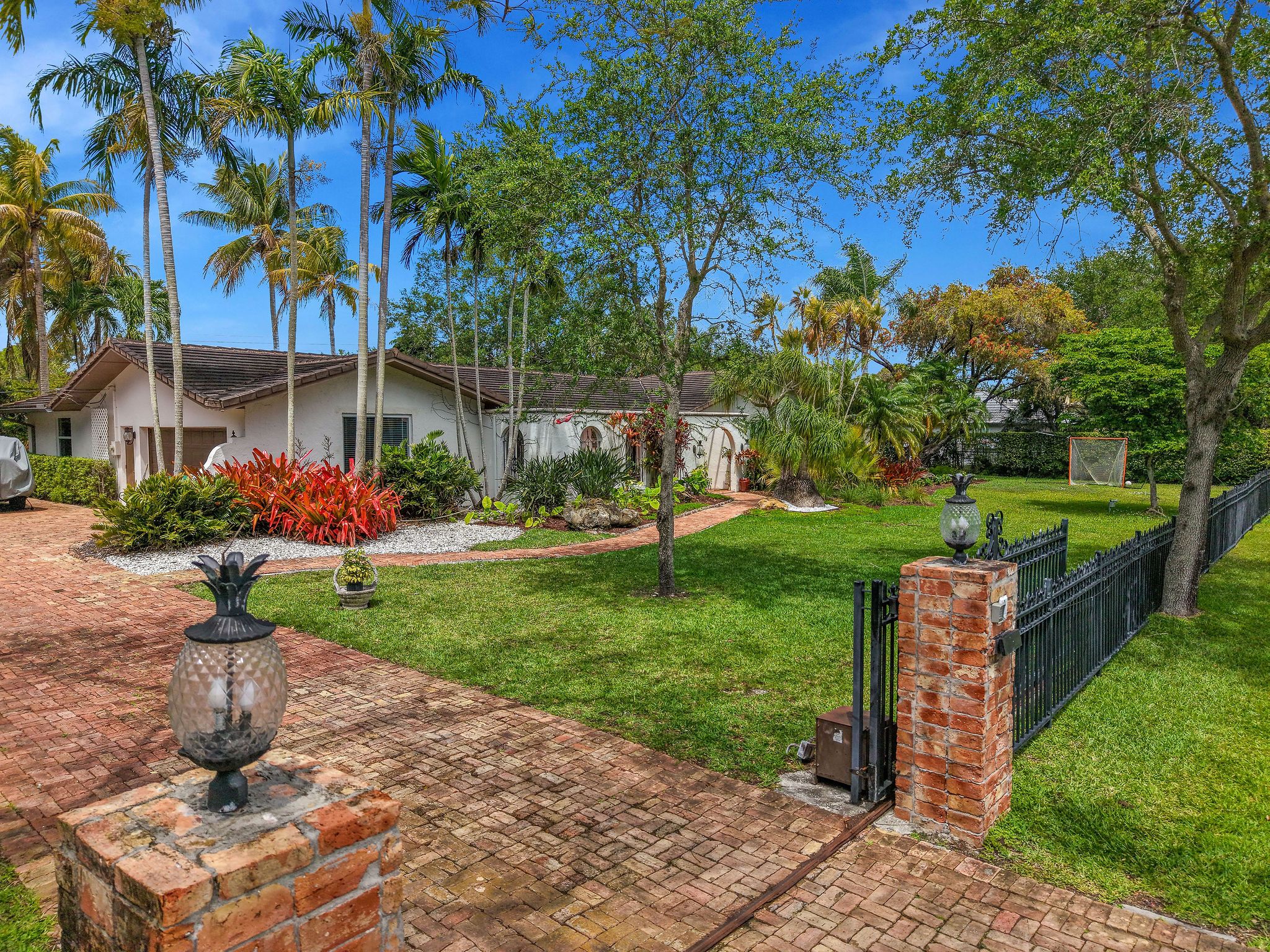15280 SW 72nd Avenue Palmetto Bay FL 33157
