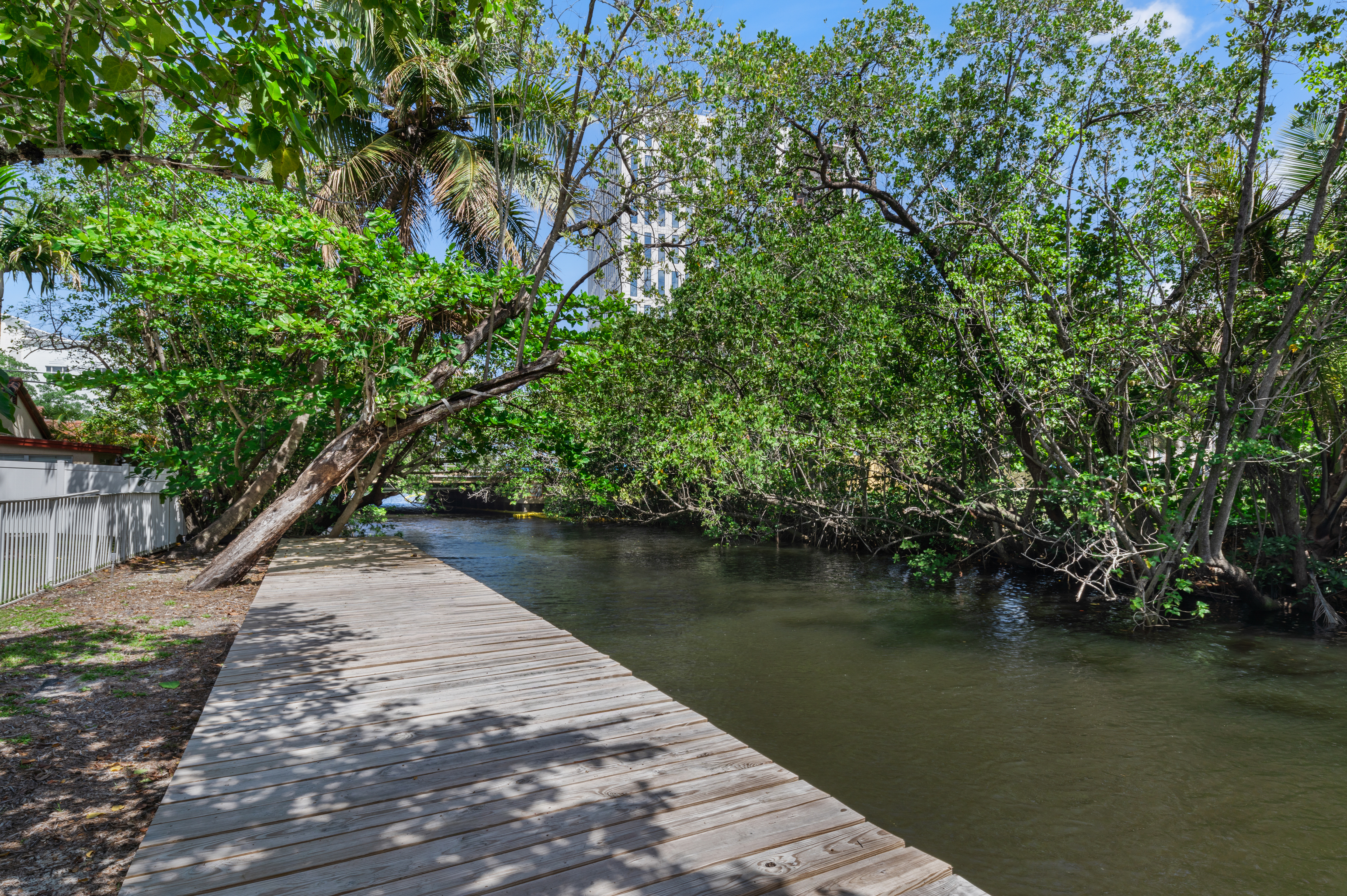 216 SE 10th Street Fort Lauderdale FL 33316
