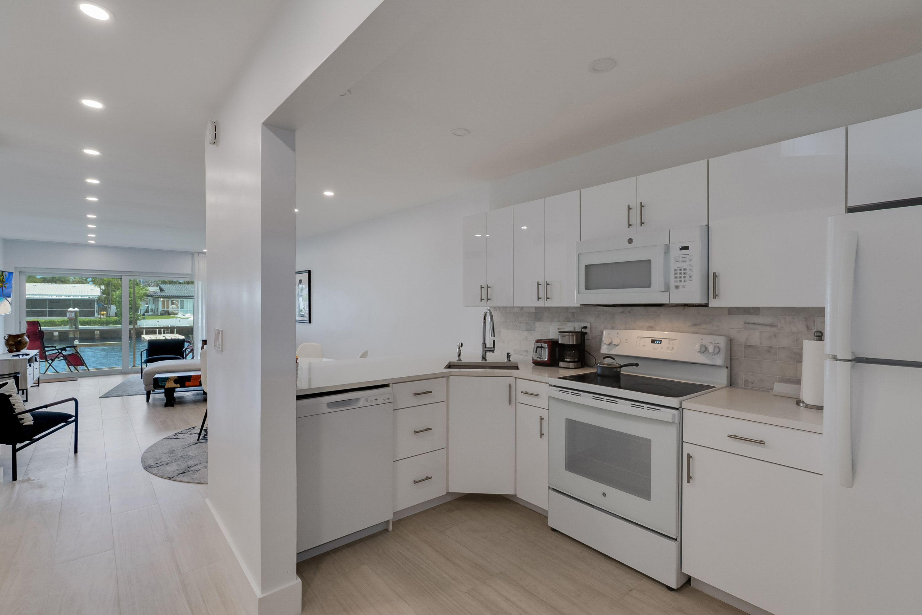 455 Paradise Isle Boulevard Hallandale Beach FL 33009