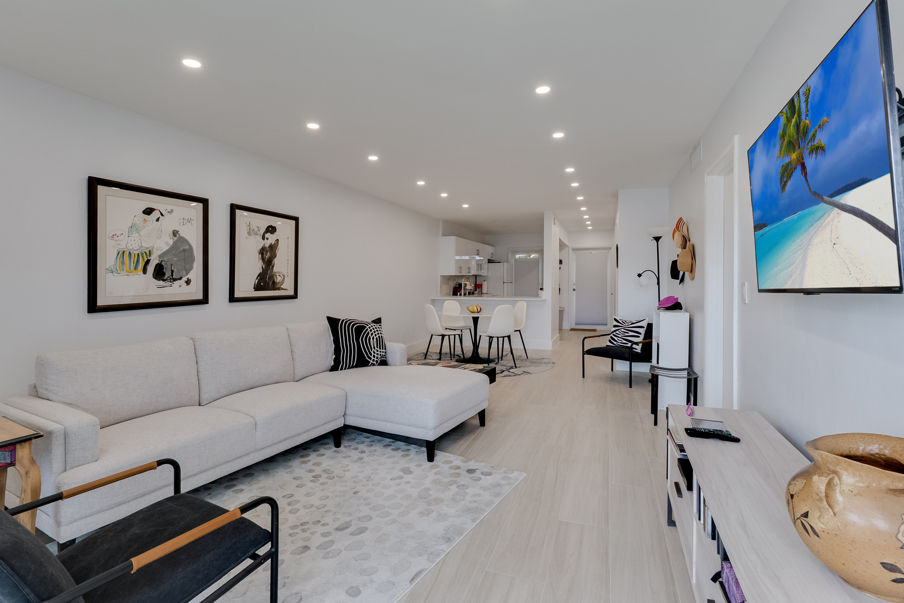 455 Paradise Isle Boulevard Hallandale Beach FL 33009