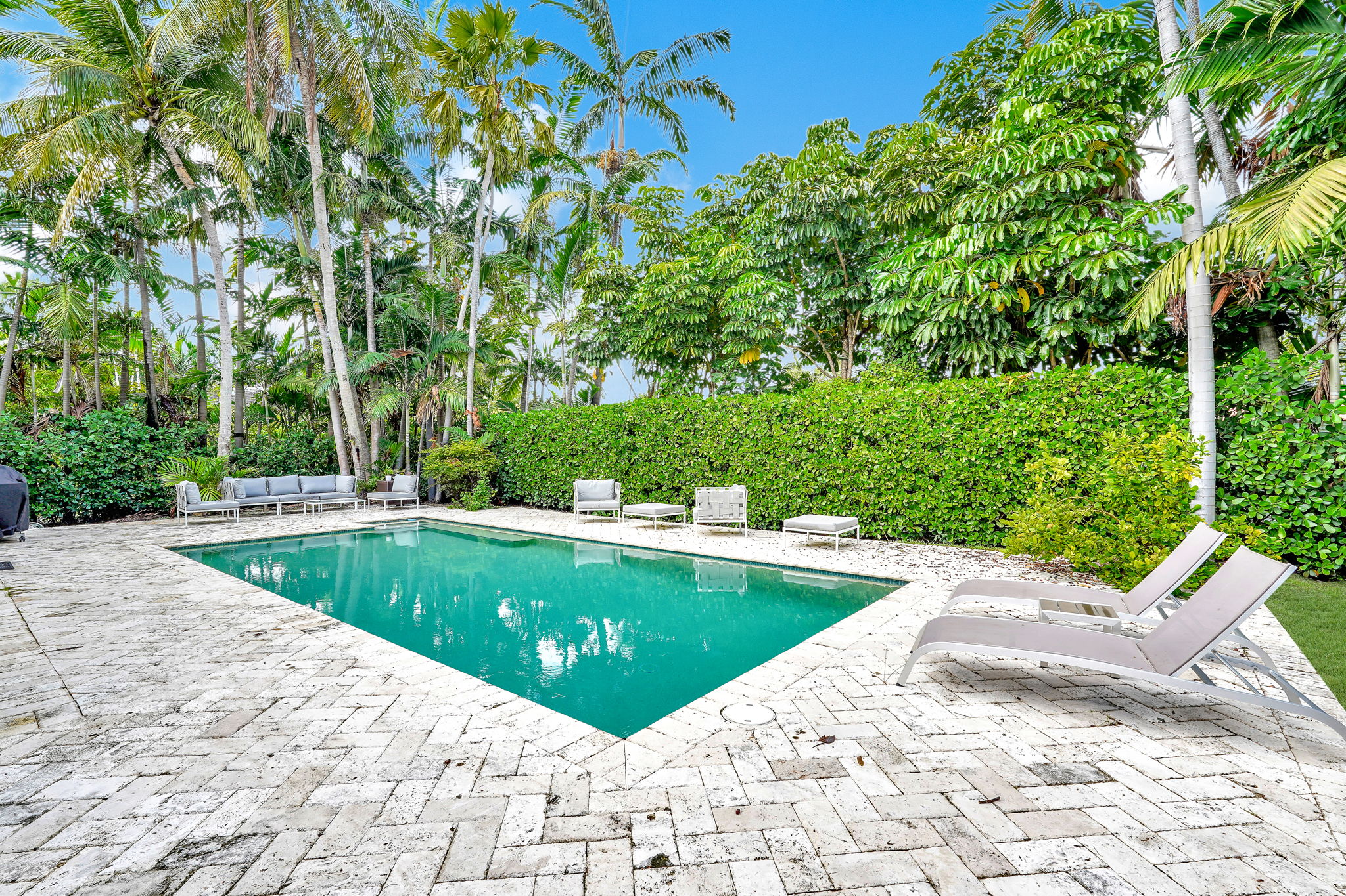 145 Biscay Drive Bal Harbour FL 33154