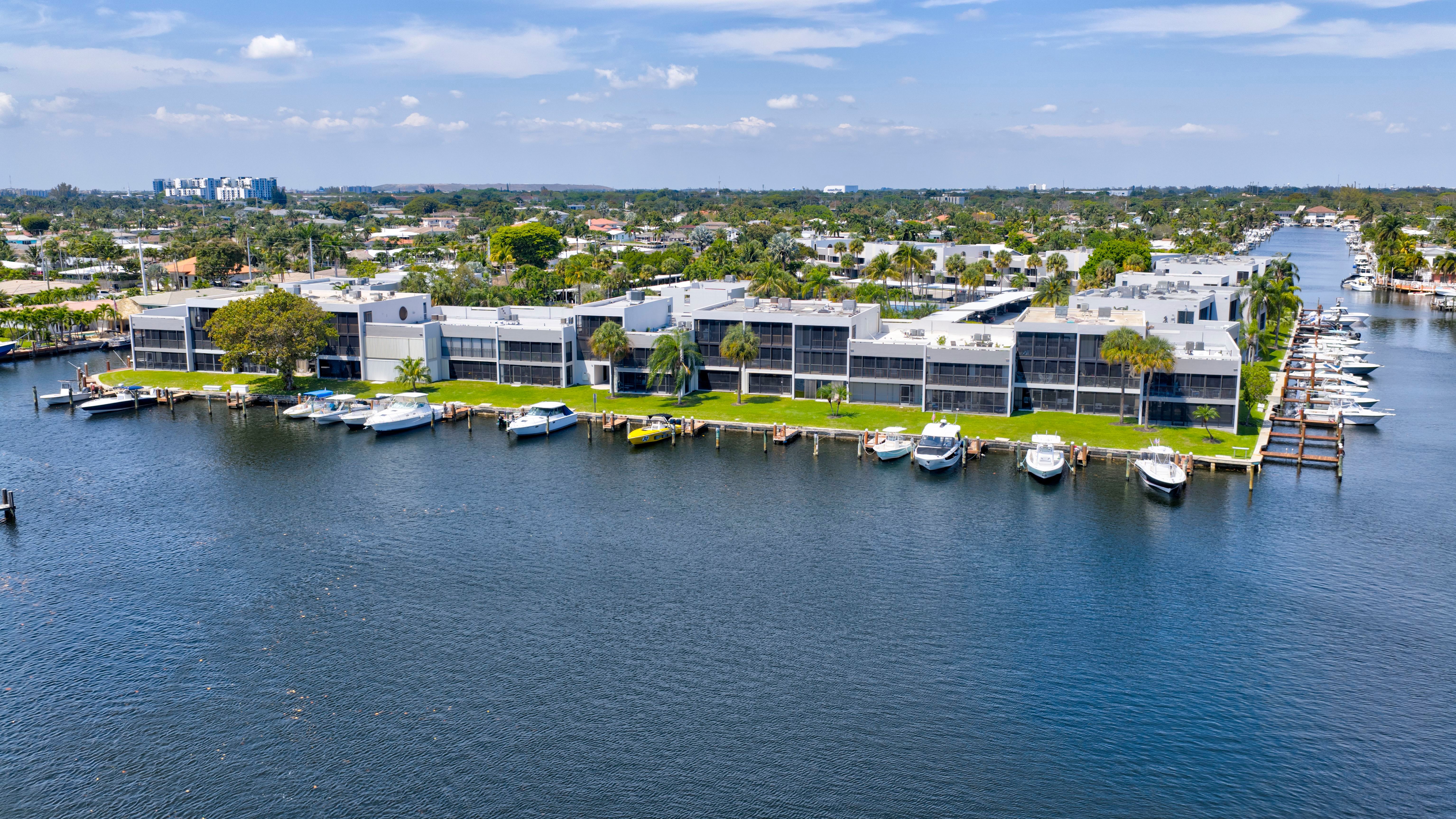 1100 SE 5th Court Pompano Beach FL 33060