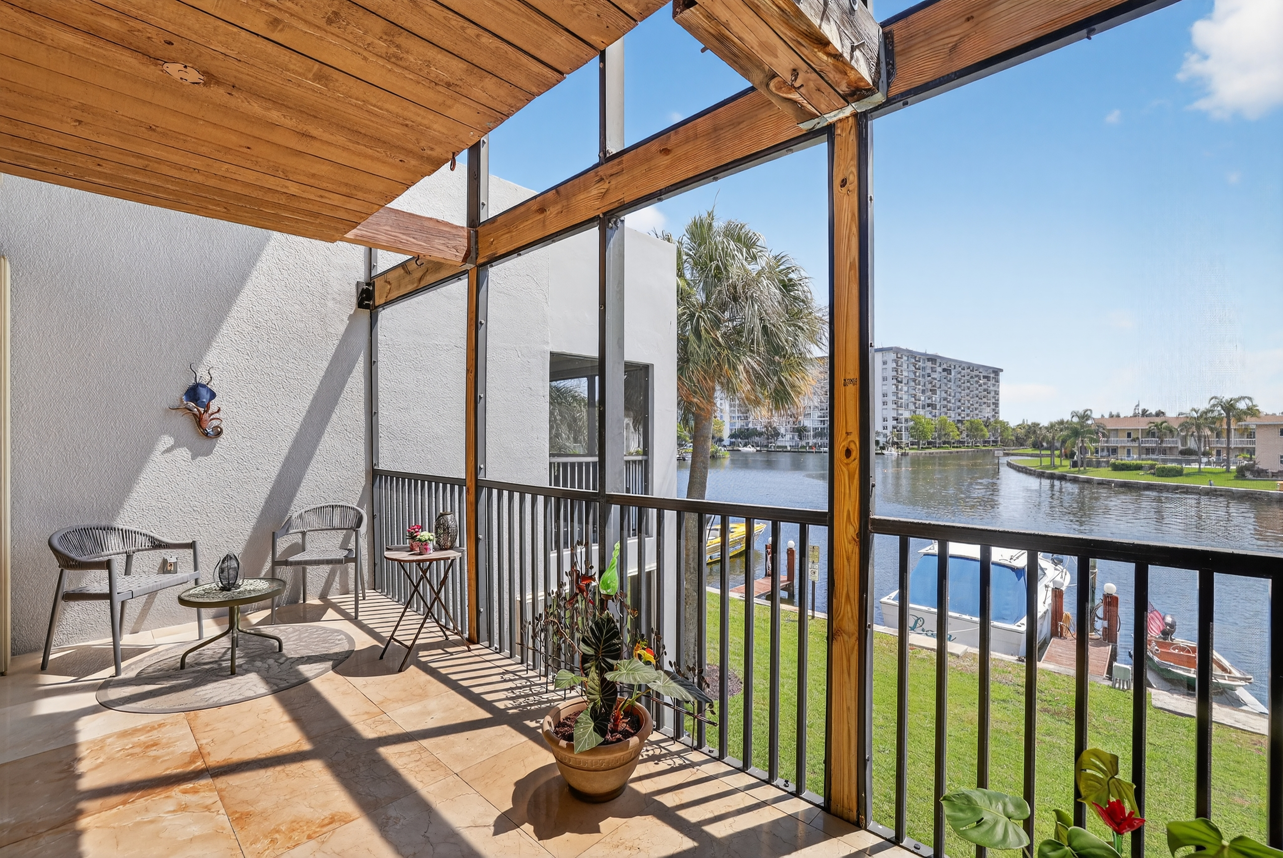 1100 SE 5th Court Pompano Beach FL 33060