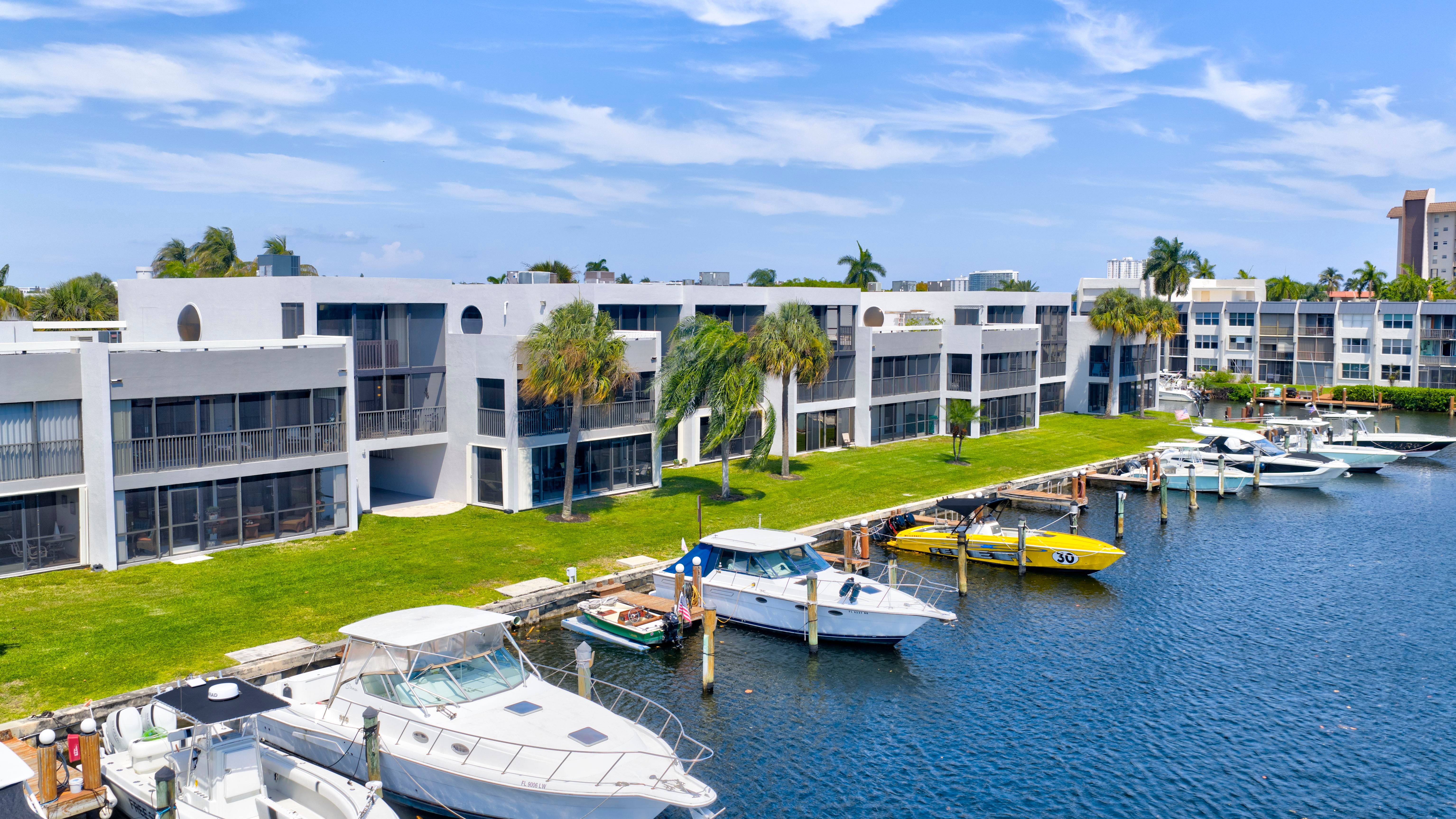 1100 SE 5th Court Pompano Beach FL 33060
