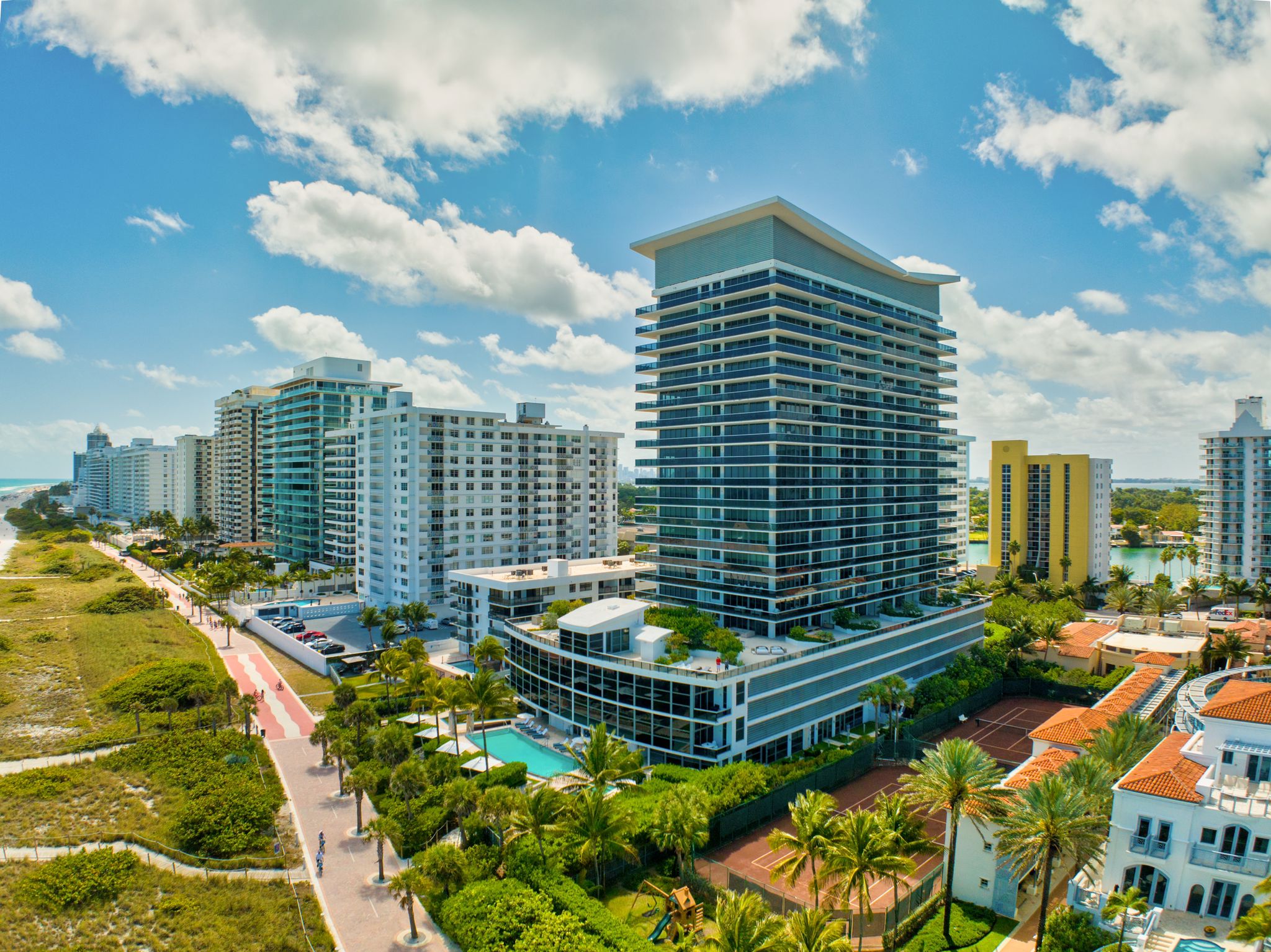5875 Collins Avenue Miami Beach FL 33140
