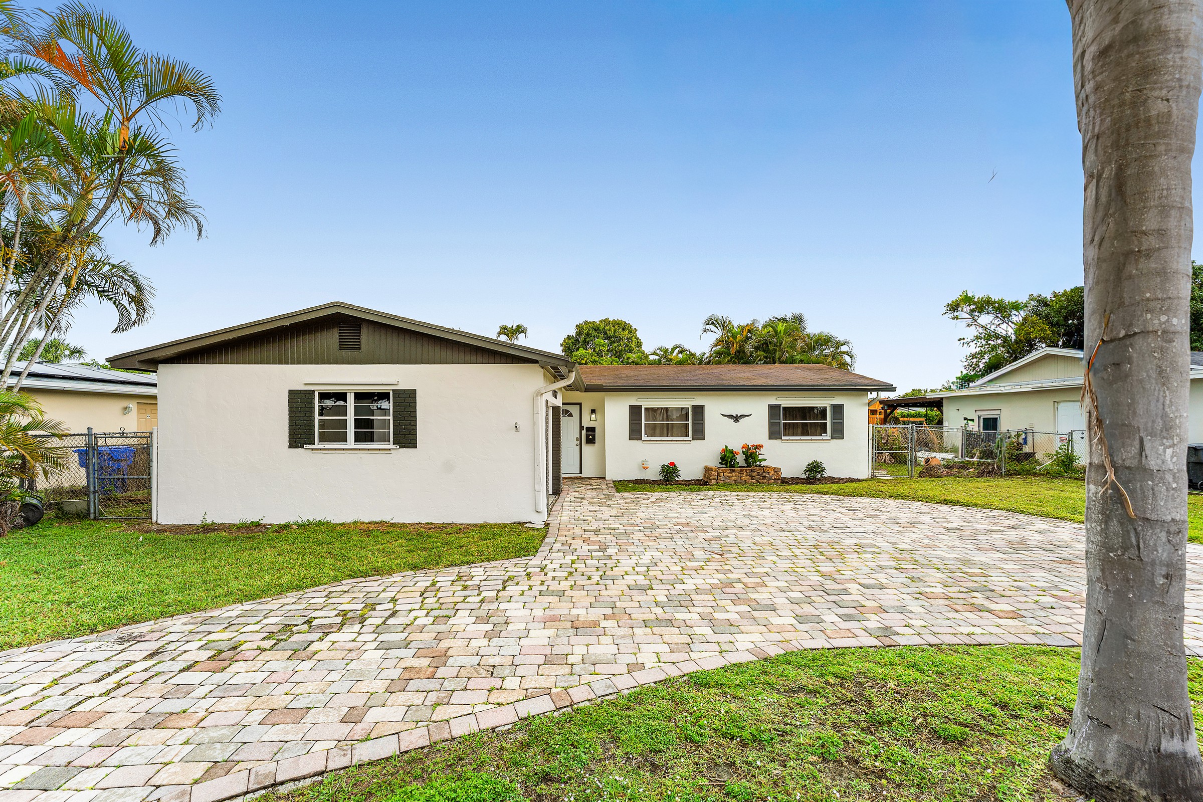 6407 Boulevard Of Champions North Lauderdale FL 33068