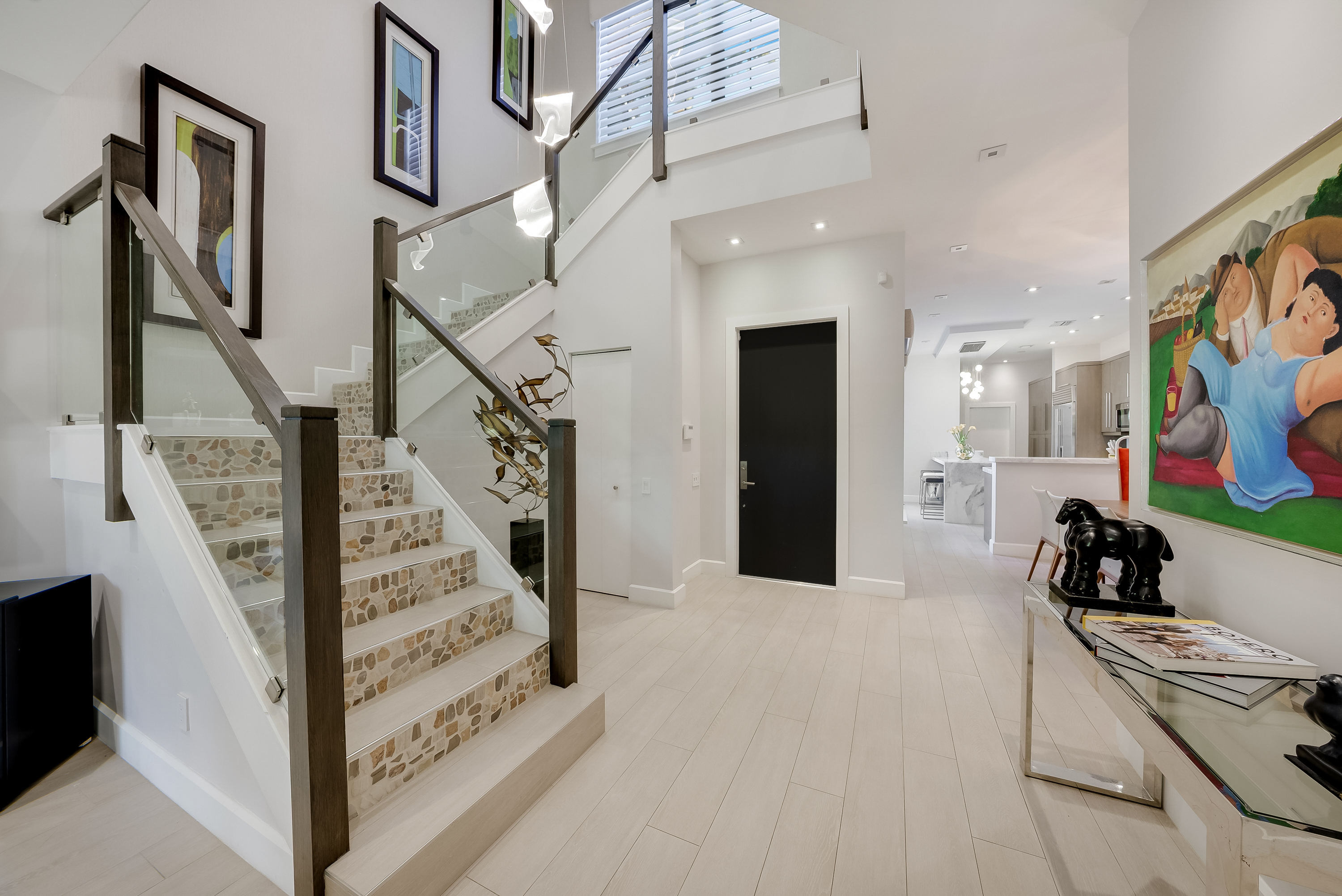 1366 W Harbor View W Hollywood FL 33019