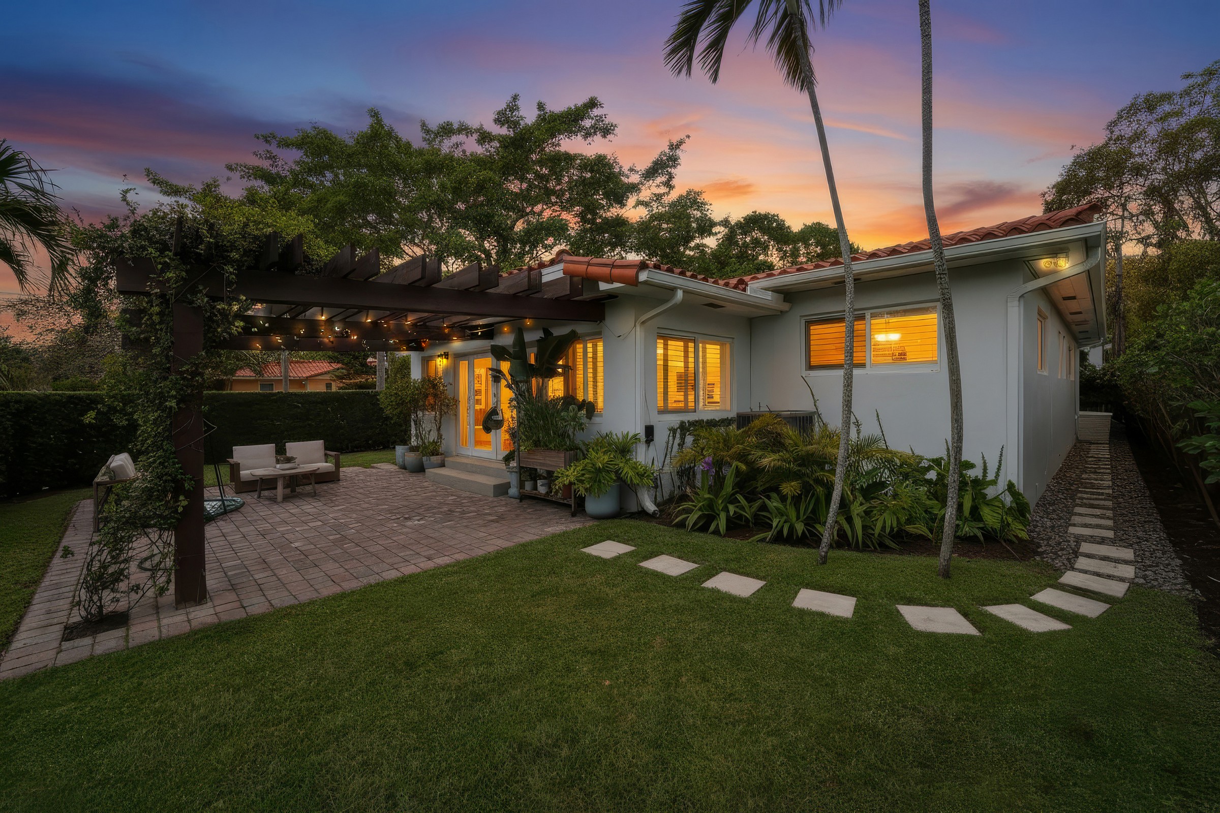 2225 SW 19th Avenue Miami FL 33145