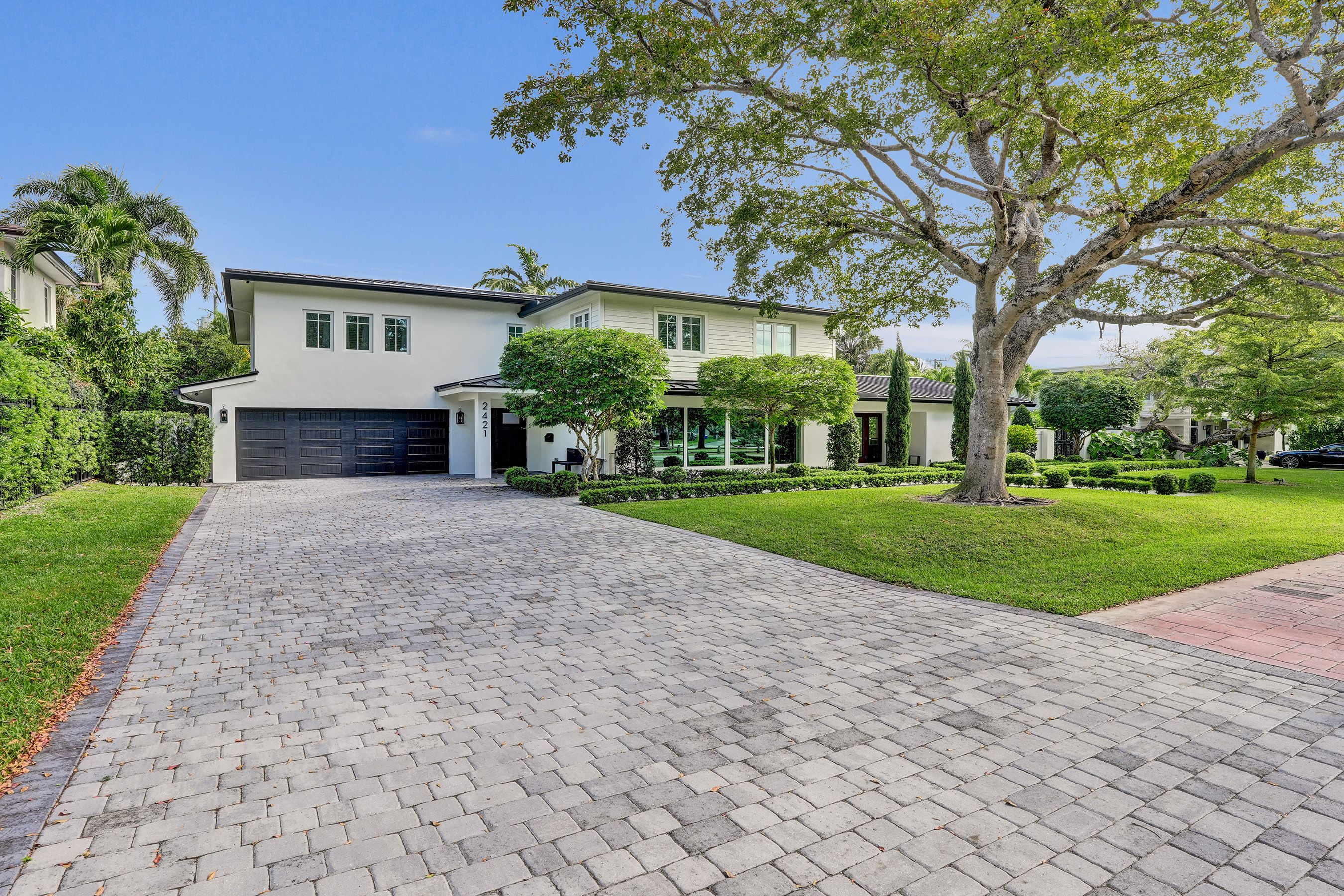 2421 NE 12th Street Fort Lauderdale FL 33304
