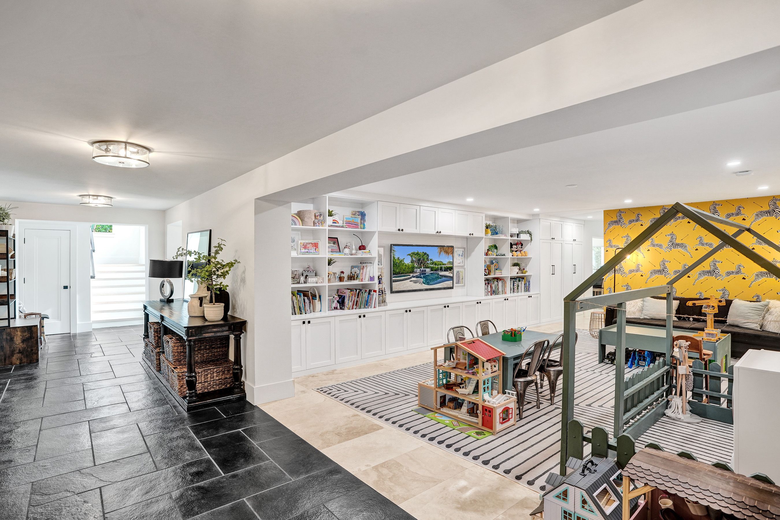 2421 NE 12th Street Fort Lauderdale FL 33304