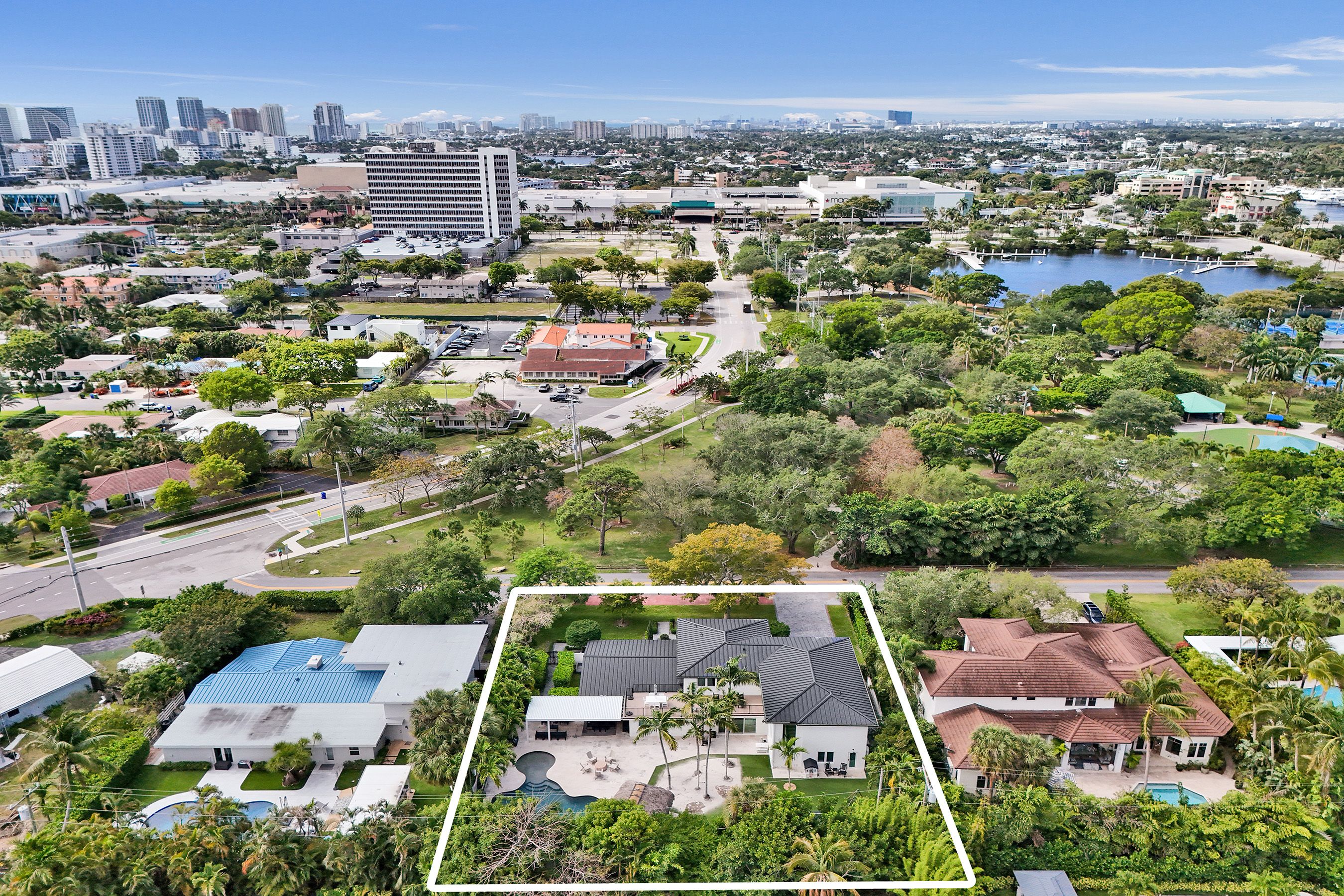 2421 NE 12th Street Fort Lauderdale FL 33304
