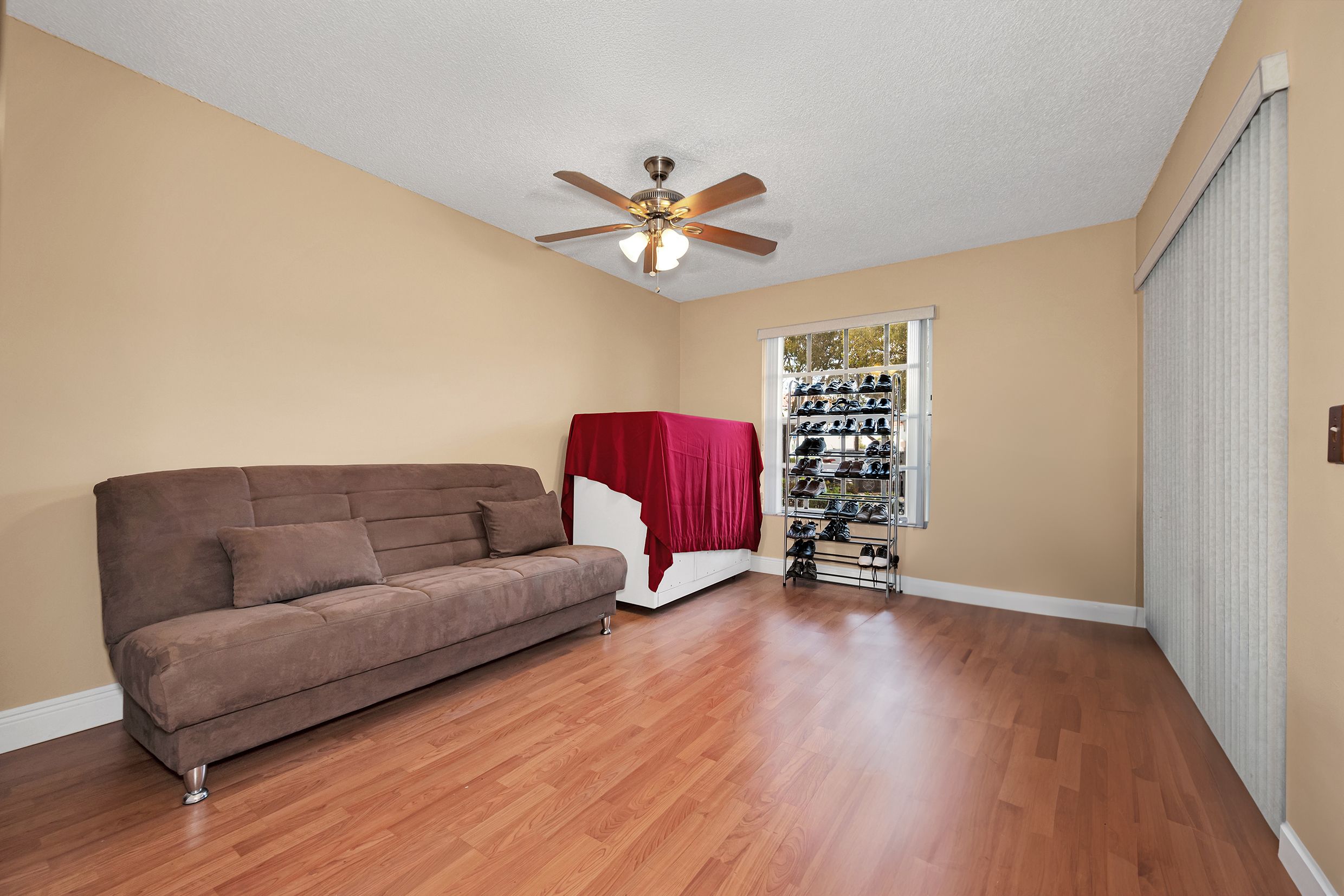 10441 Mahogany Key Circle Miami FL 33196