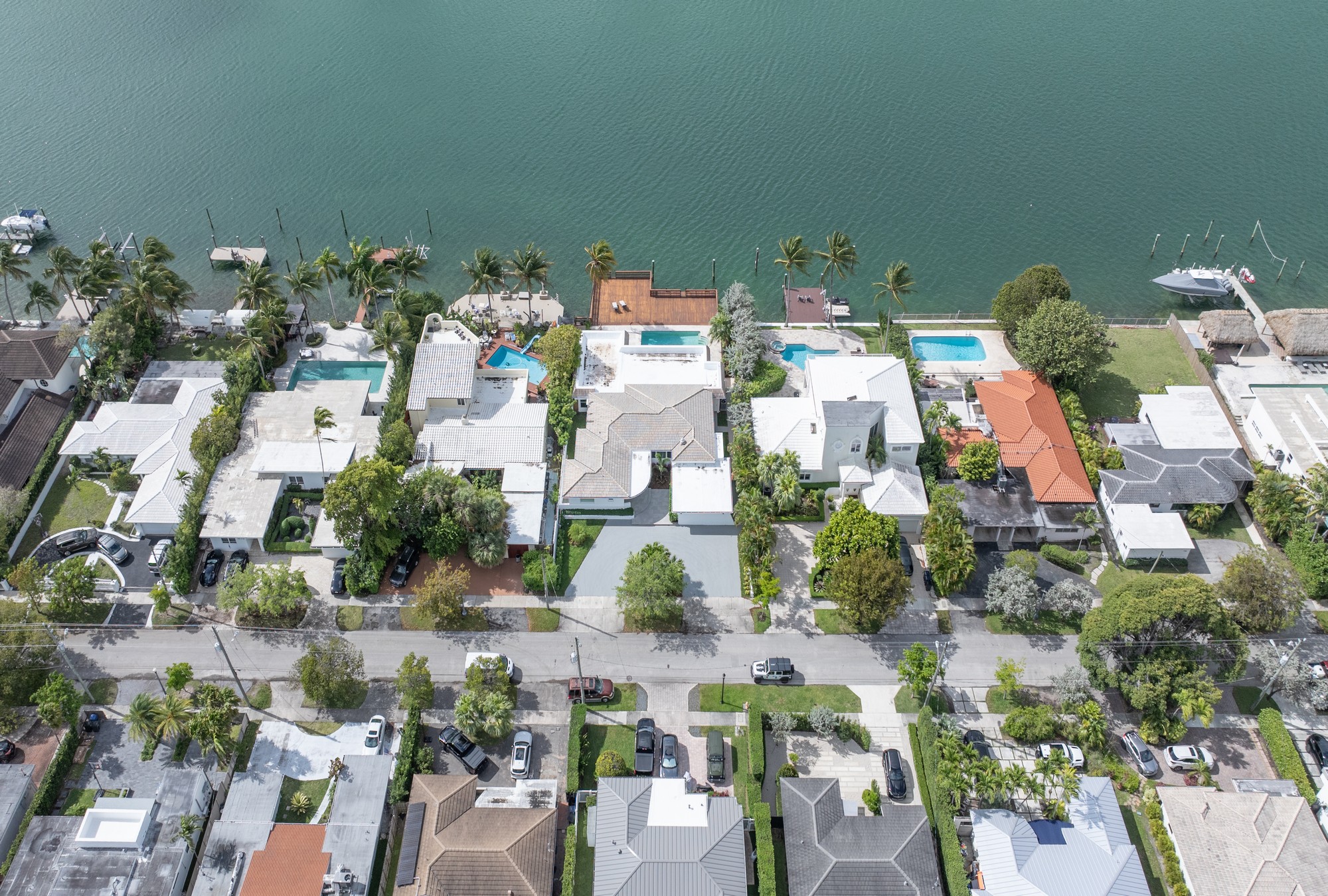 1690 Daytonia Road Miami Beach FL 33141