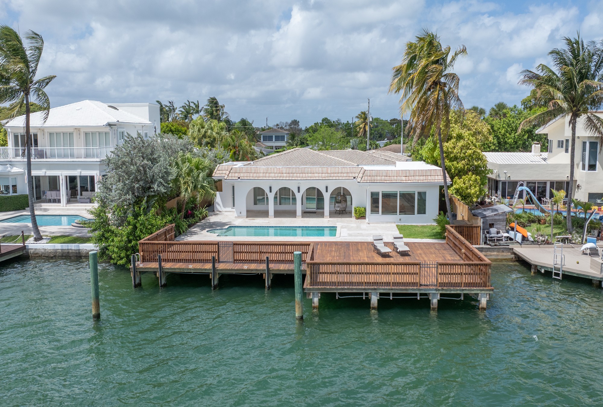 1690 Daytonia Road Miami Beach FL 33141