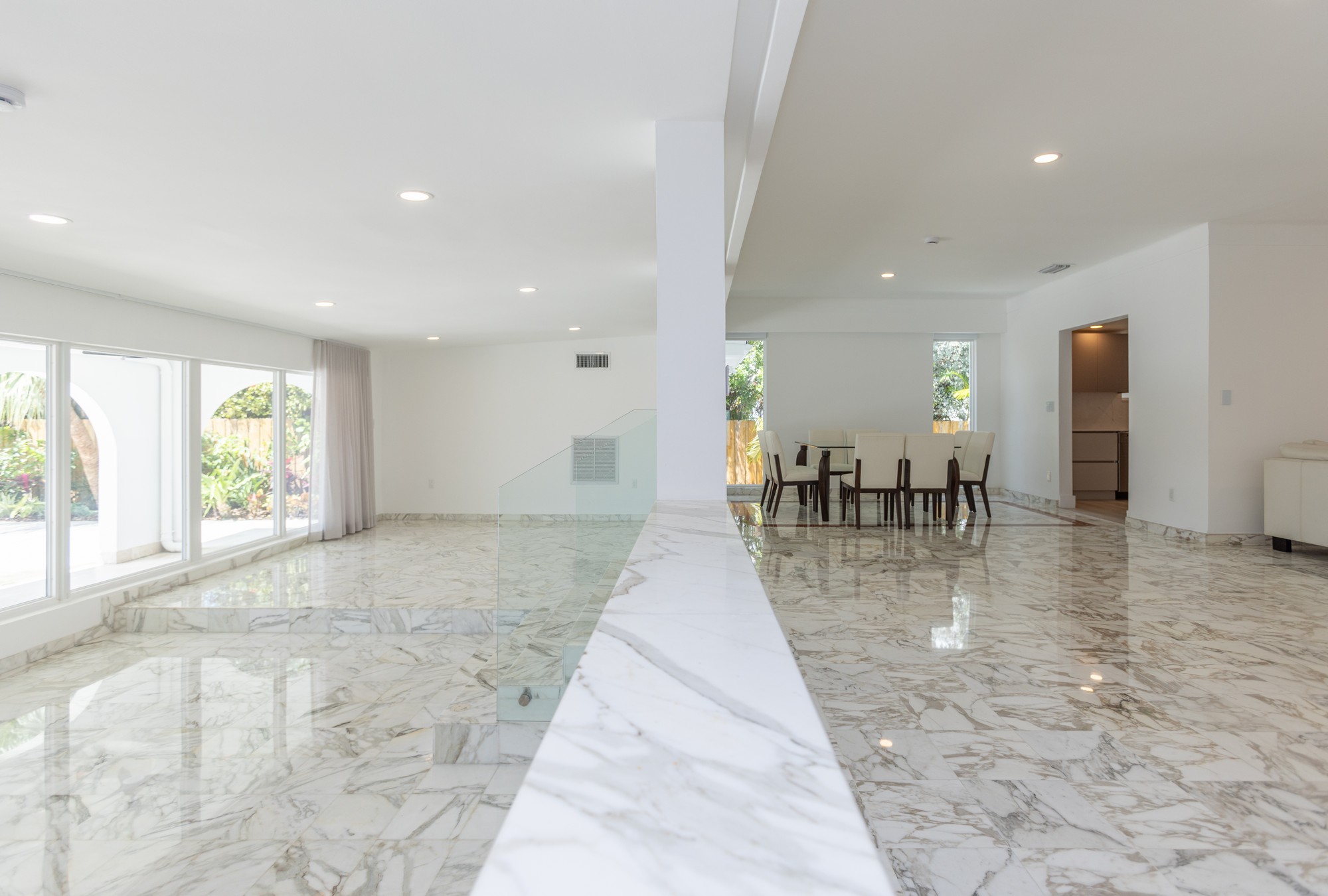 1690 Daytonia Road Miami Beach FL 33141