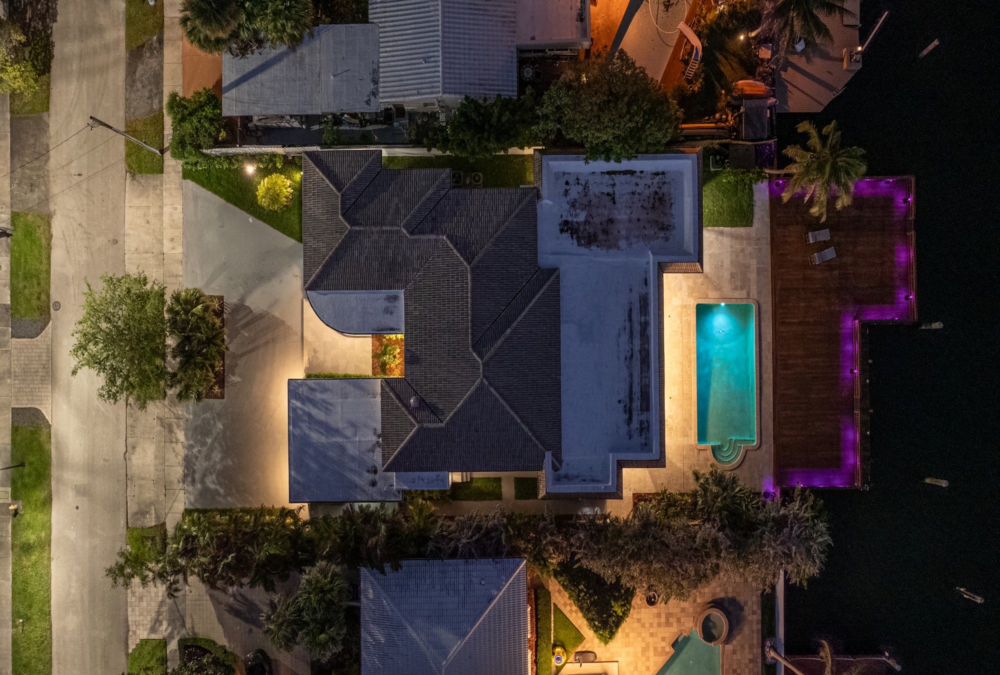 1690 Daytonia Road Miami Beach FL 33141