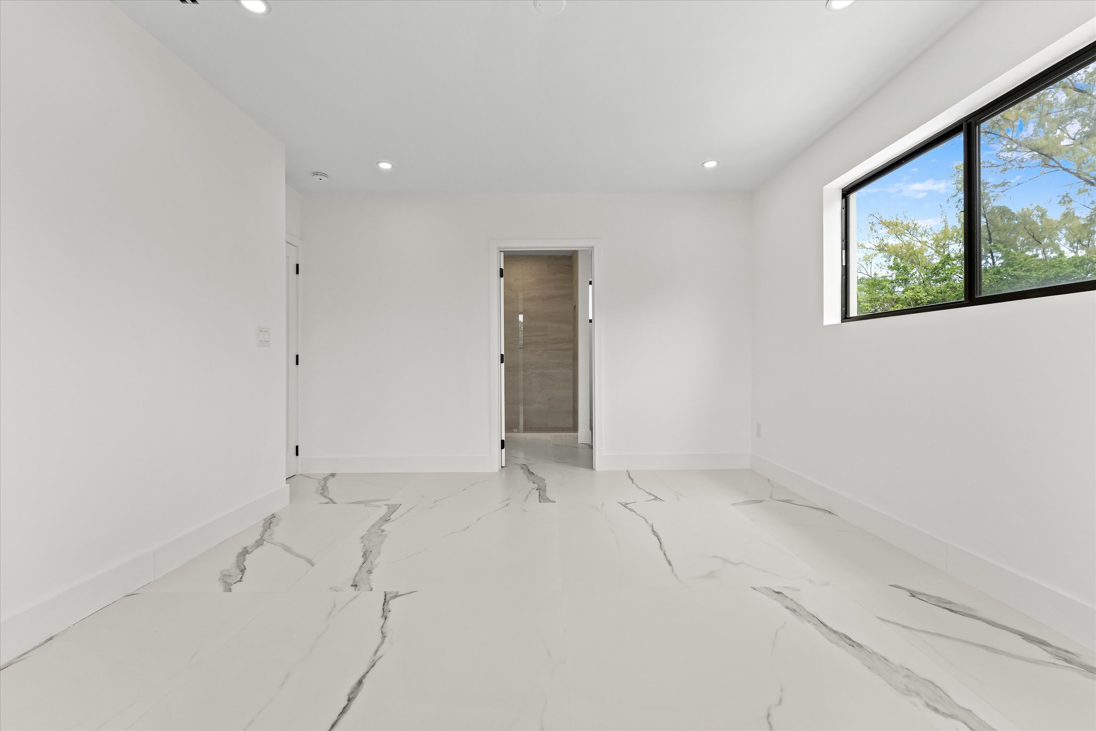 19731 NE 24th Avenue Miami FL 33180