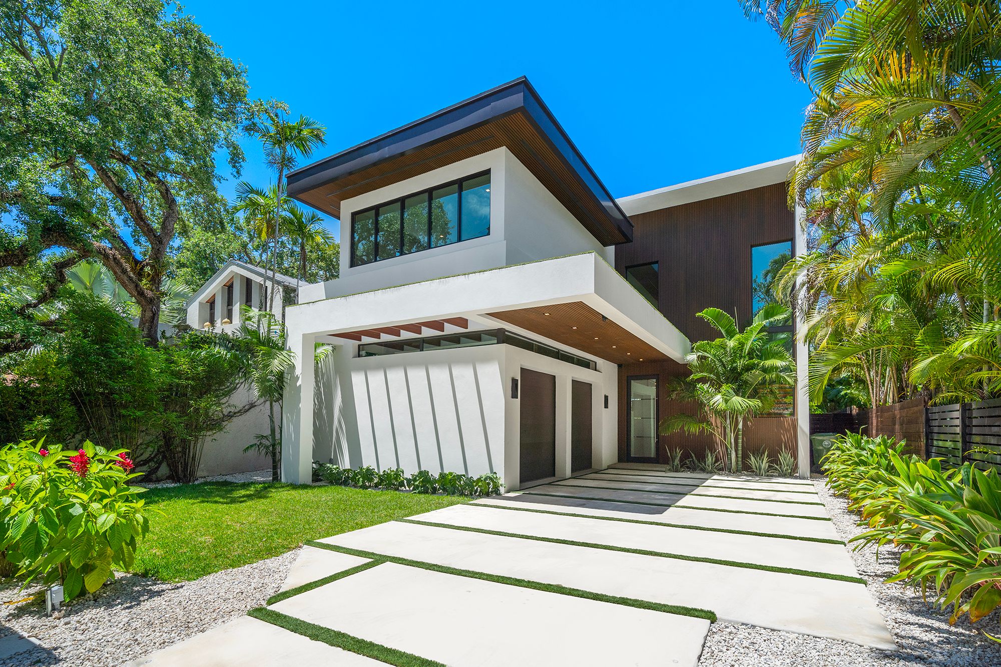 2521 Lincoln Avenue Miami FL 33133