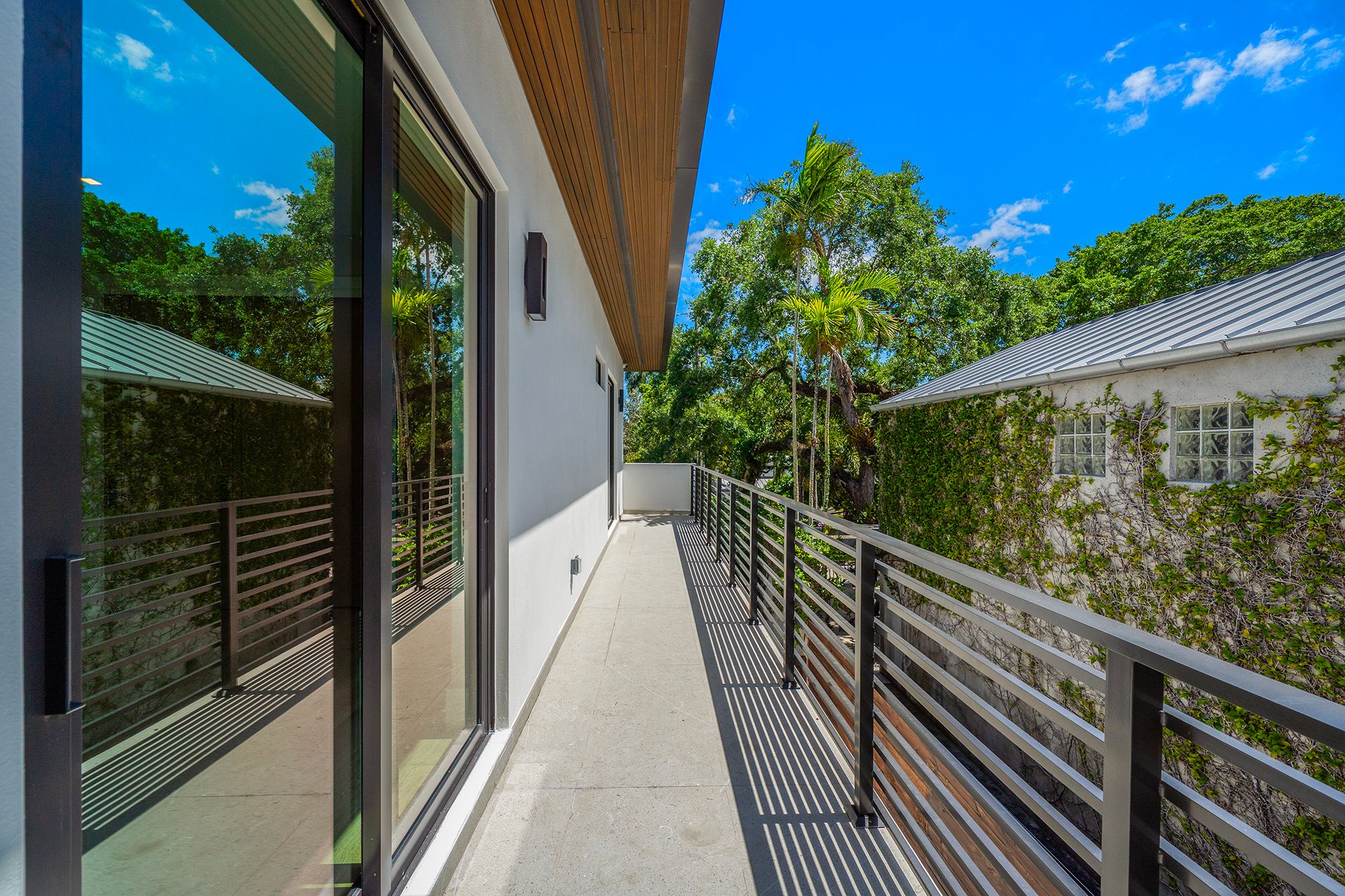 2521 Lincoln Avenue Miami FL 33133