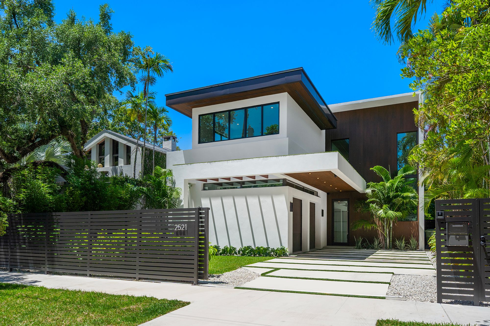 2521 Lincoln Avenue Miami FL 33133