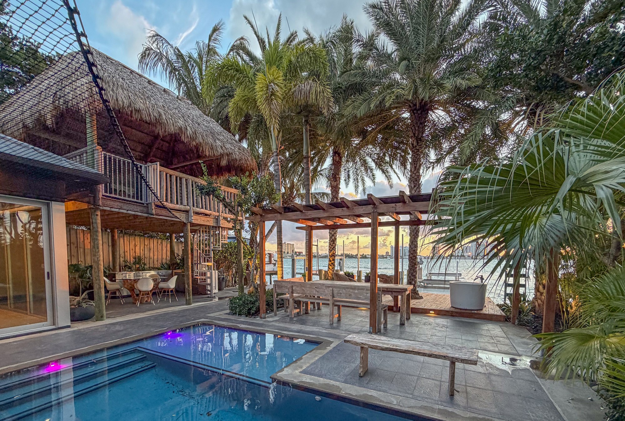 2440 N Shore Terrace Miami Beach FL 33141