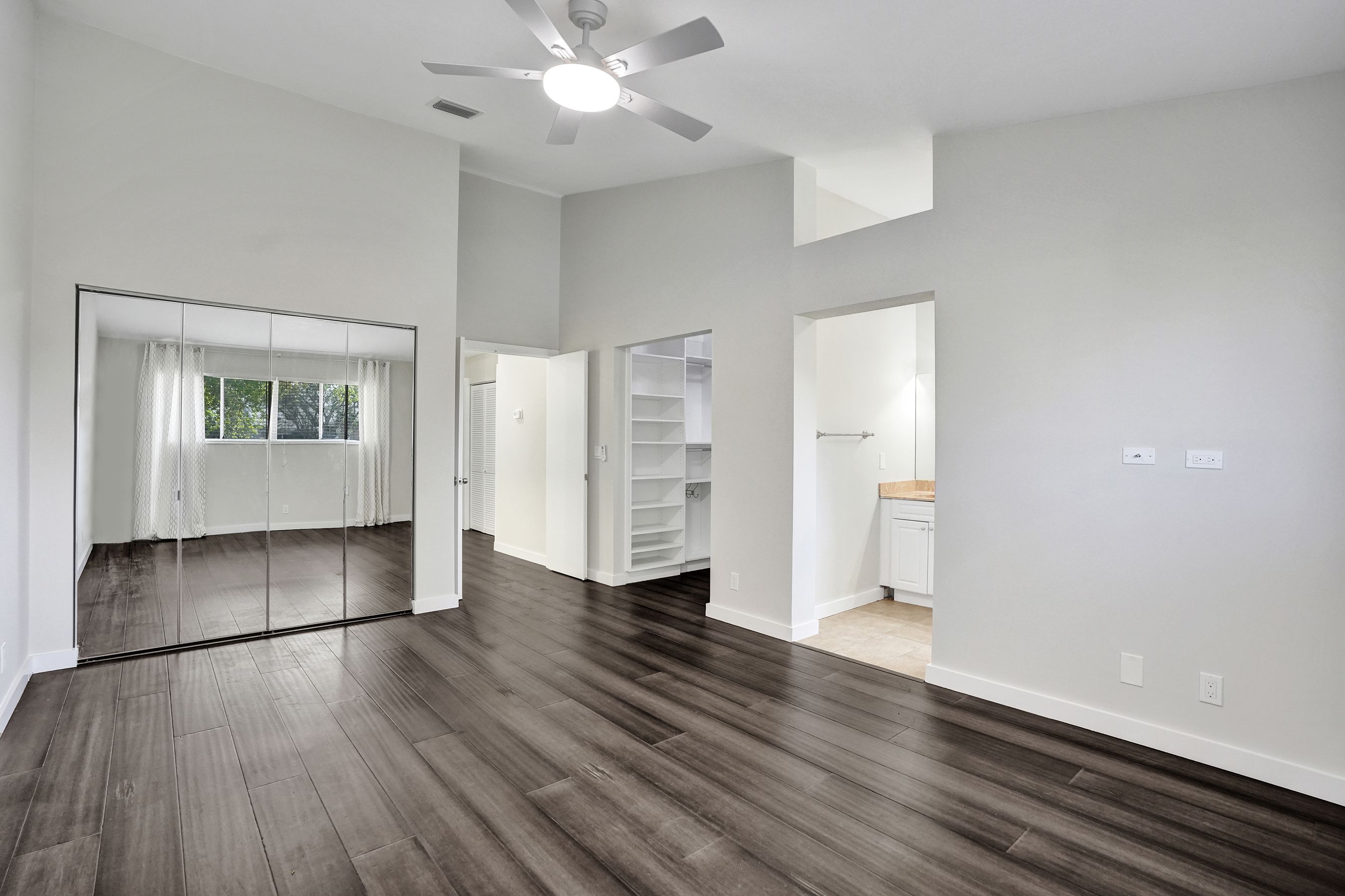 2062 E Discovery Circle E Deerfield Beach FL 33442