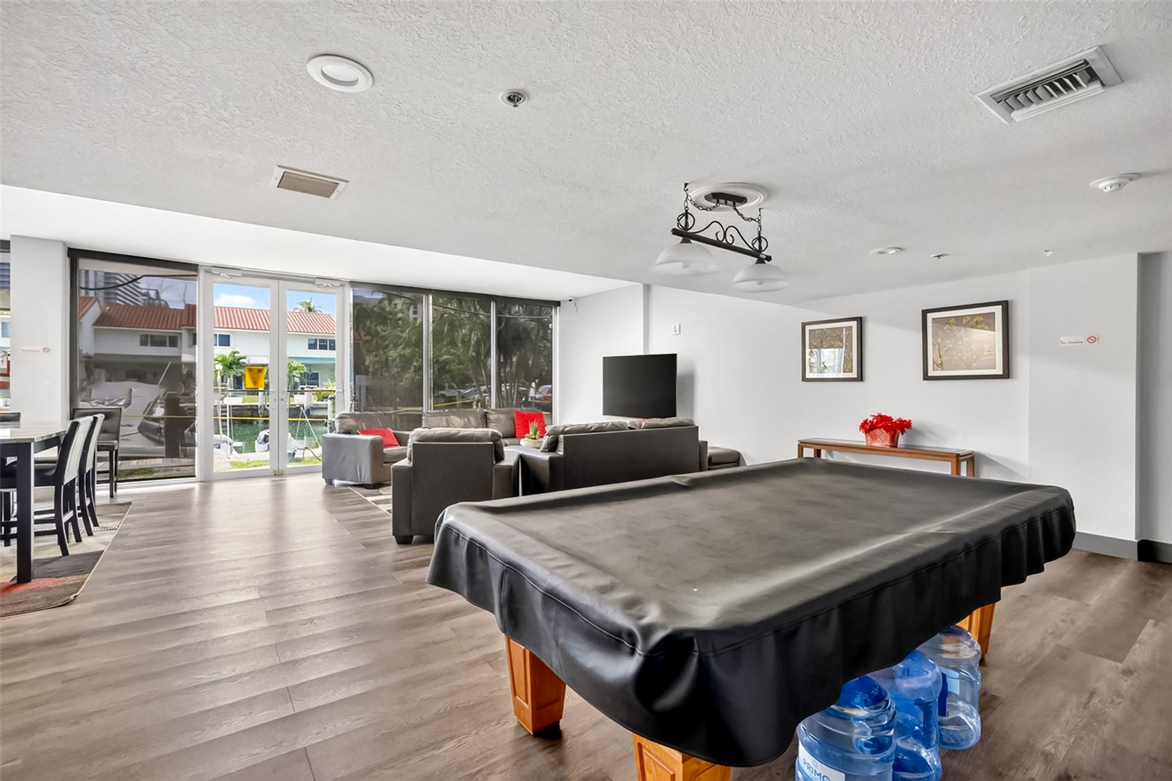 16565 NE 26th Avenue North Miami Beach FL 33160