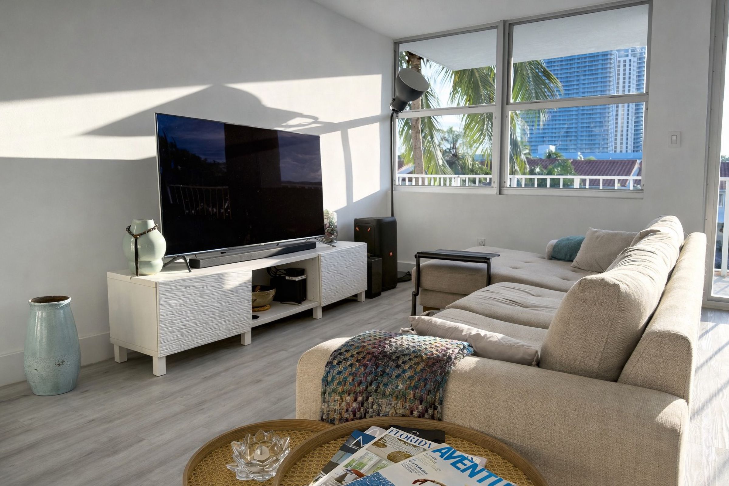 16565 NE 26th Avenue North Miami Beach FL 33160