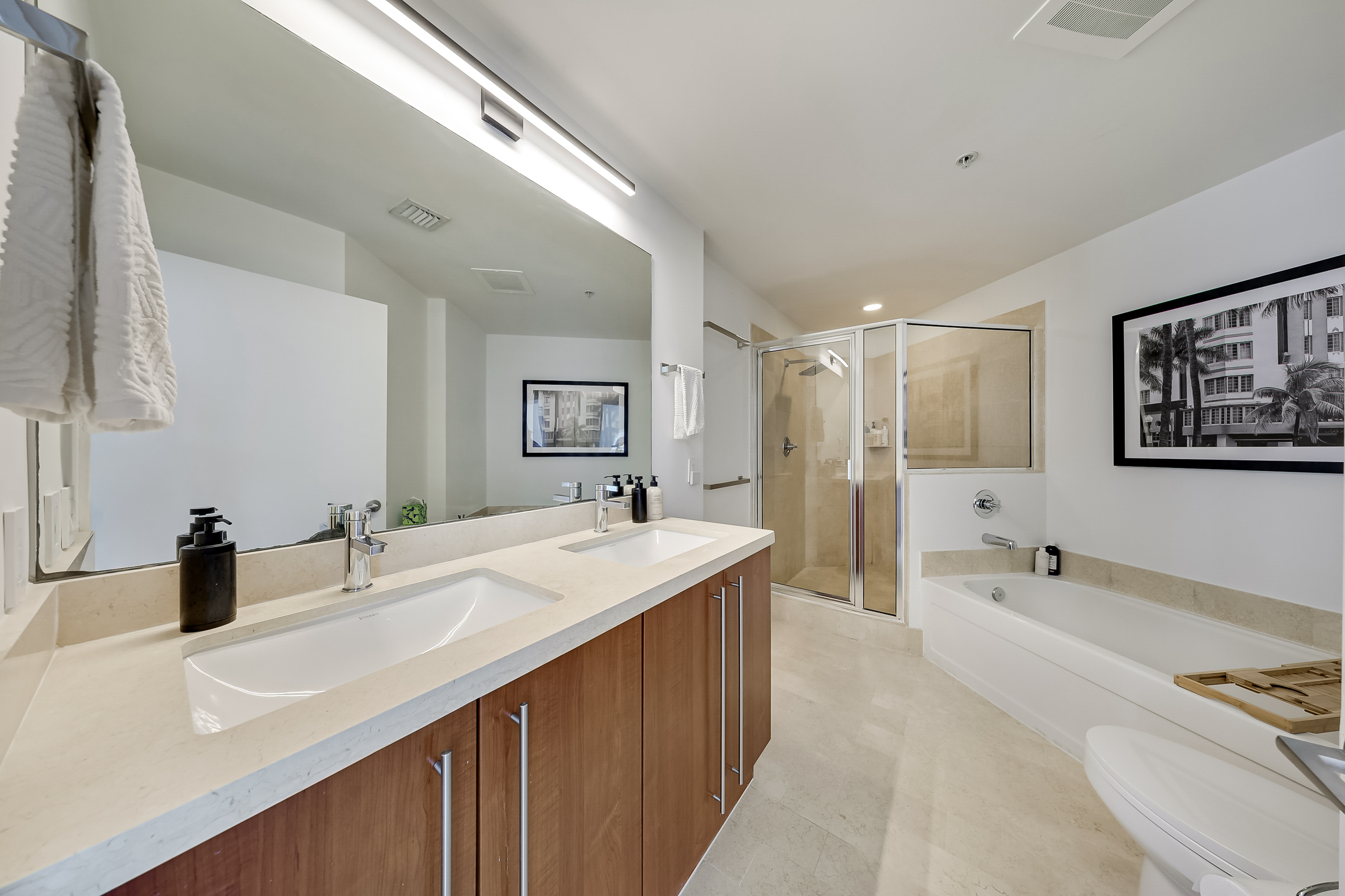1111 SW 1st Avenue Miami FL 33130