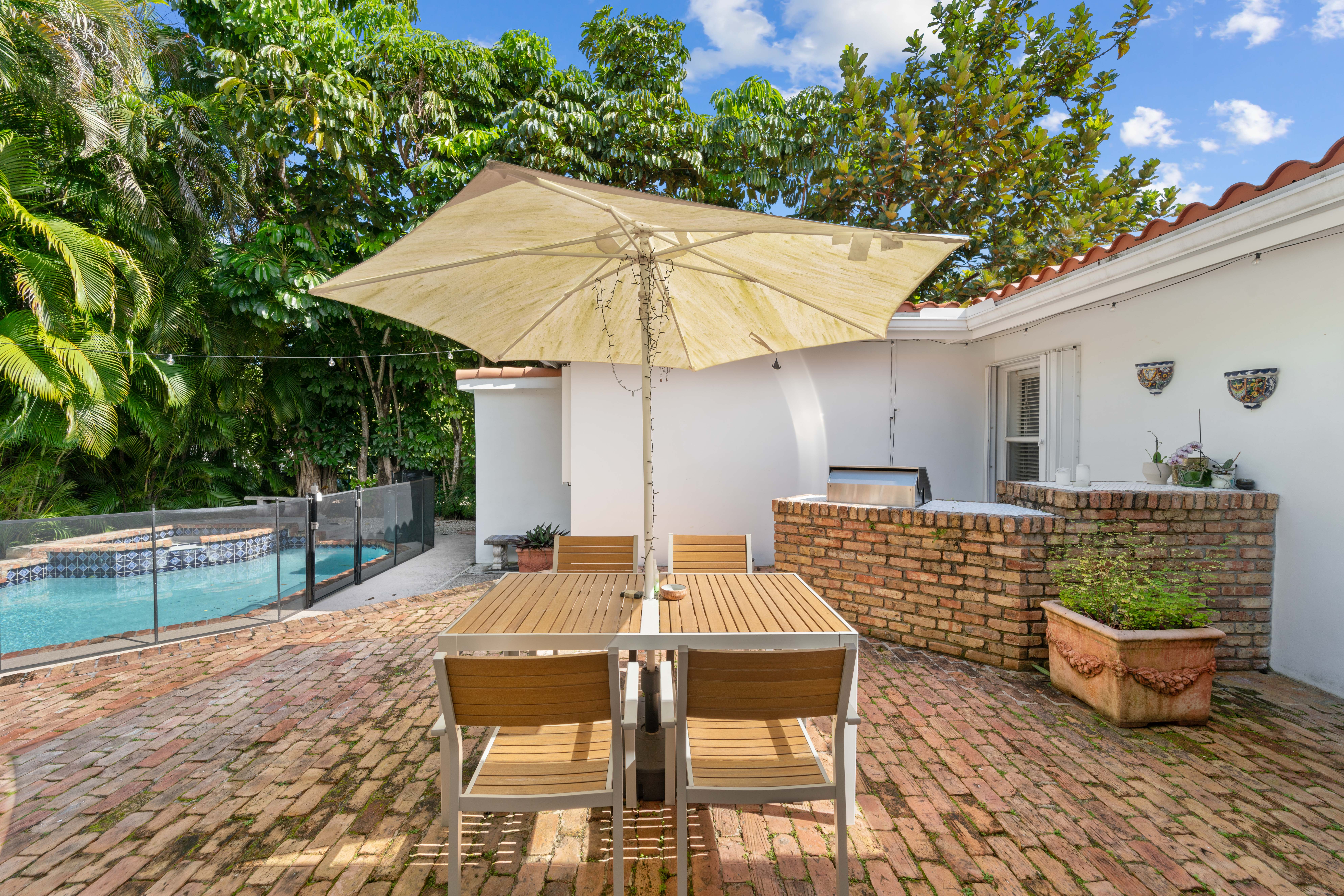 1425 Trillo Avenue Coral Gables FL 33146