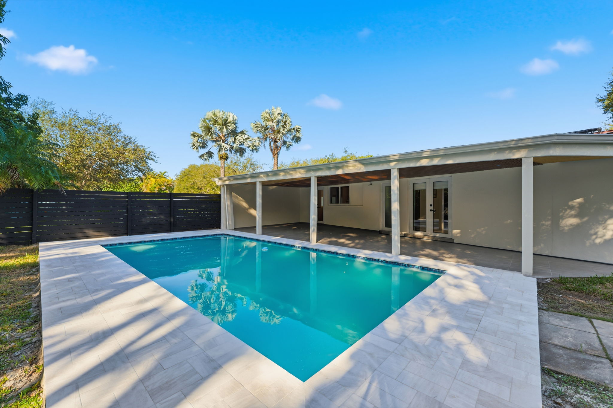 13225 SW 83rd Court Pinecrest FL 33156