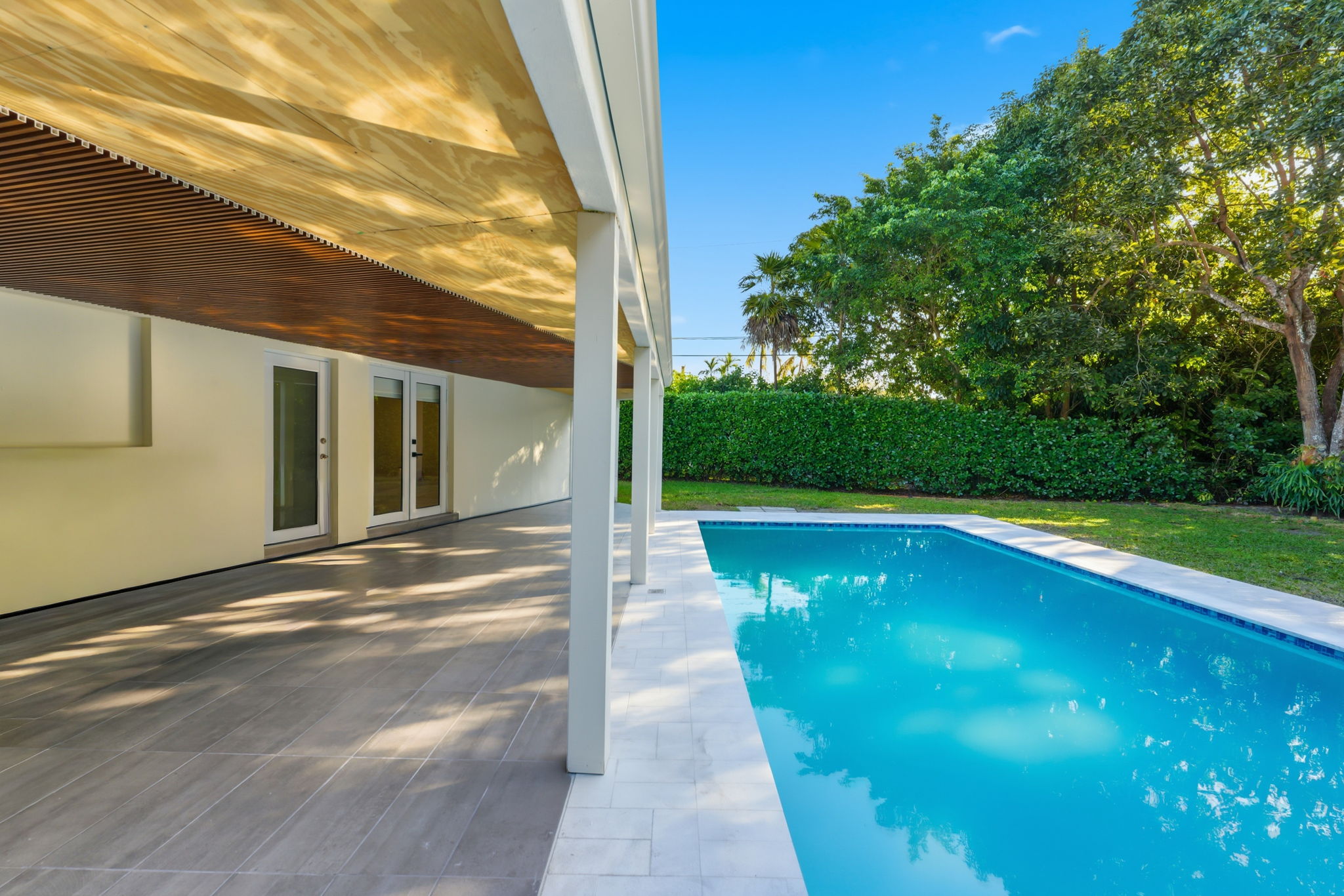 13225 SW 83rd Court Pinecrest FL 33156