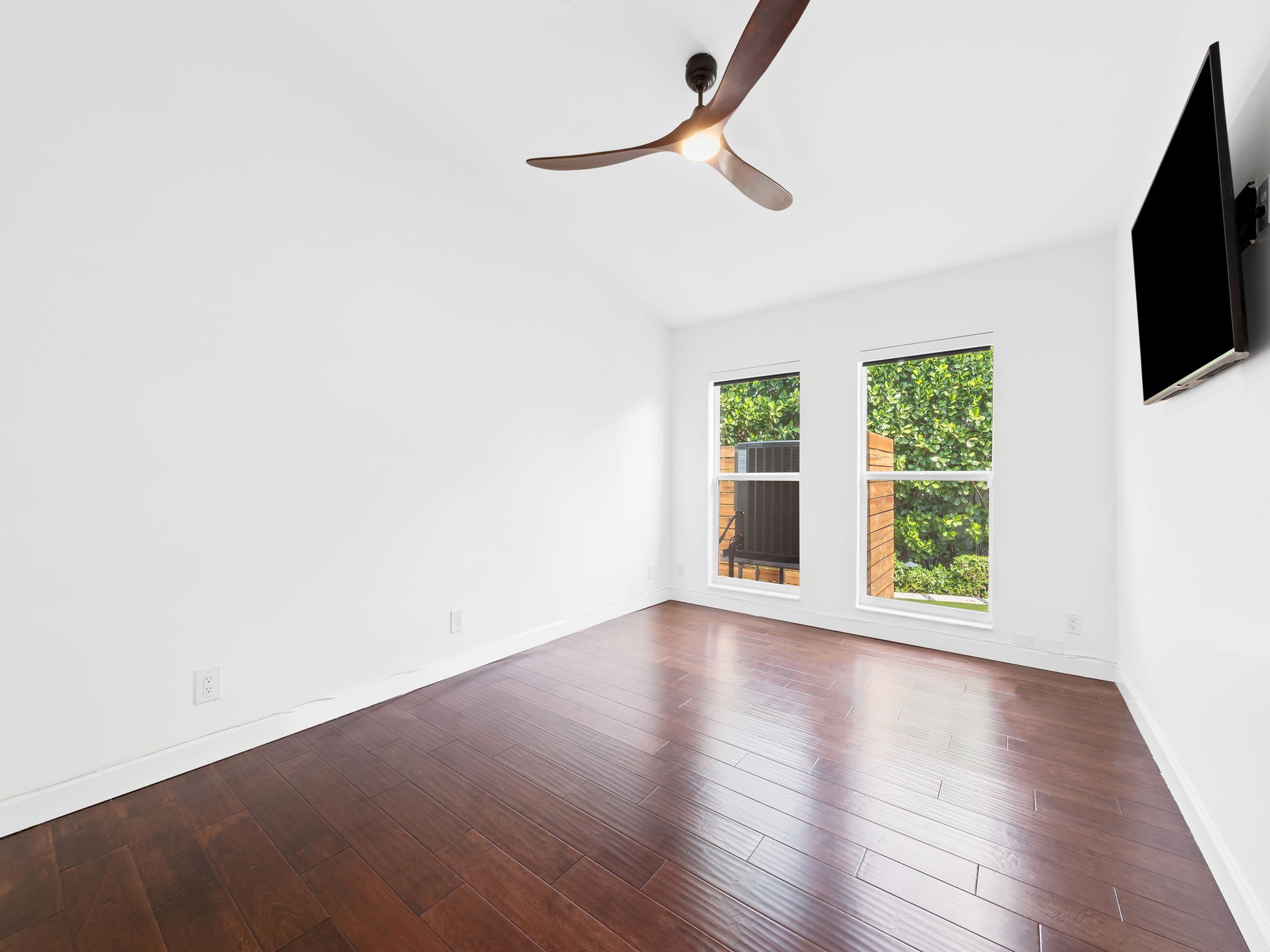 3001 Bayview Drive Fort Lauderdale FL 33306
